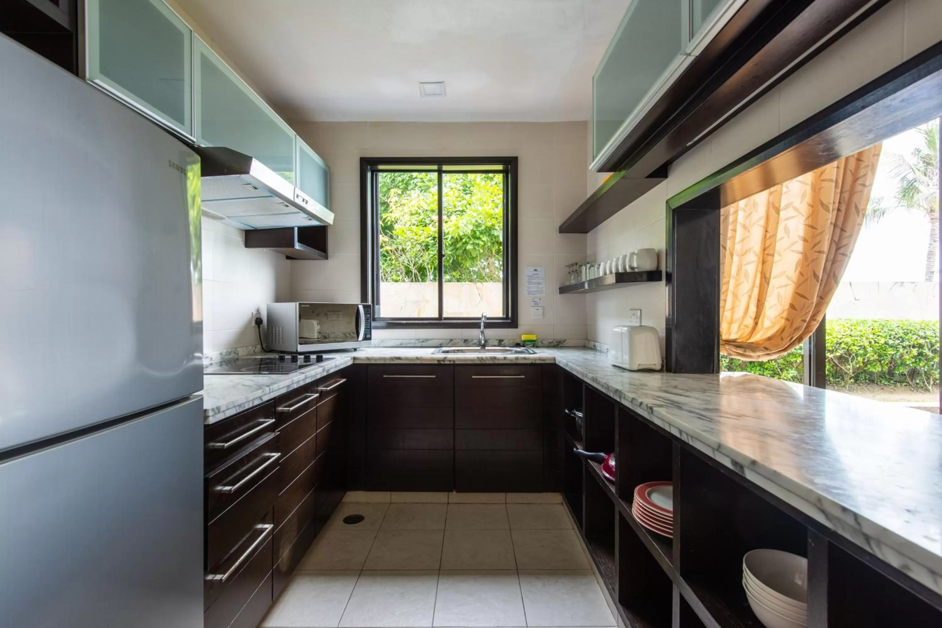 Sabah Beach Villas & Suites