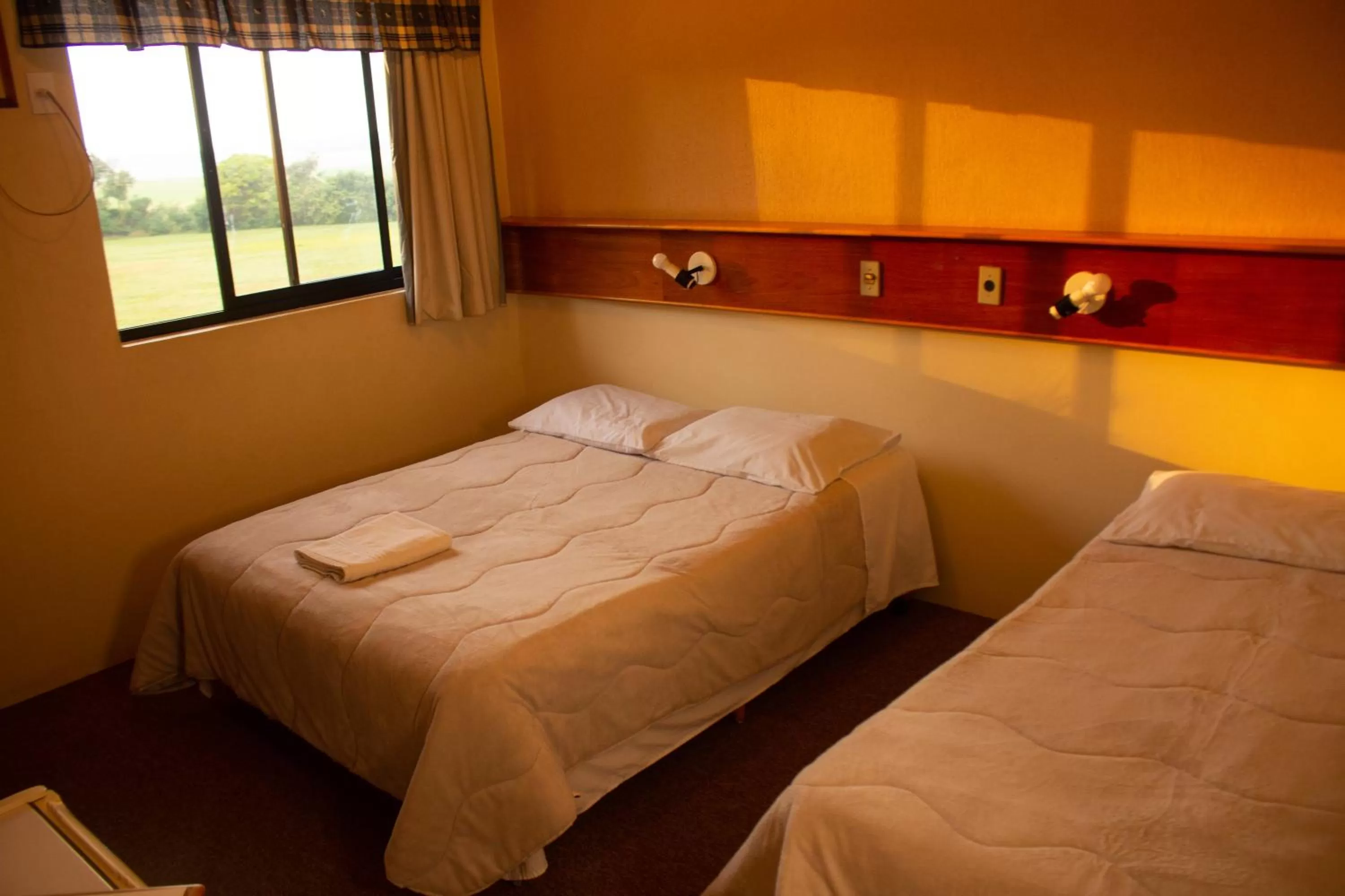 Bed in Executivo Park Hotel