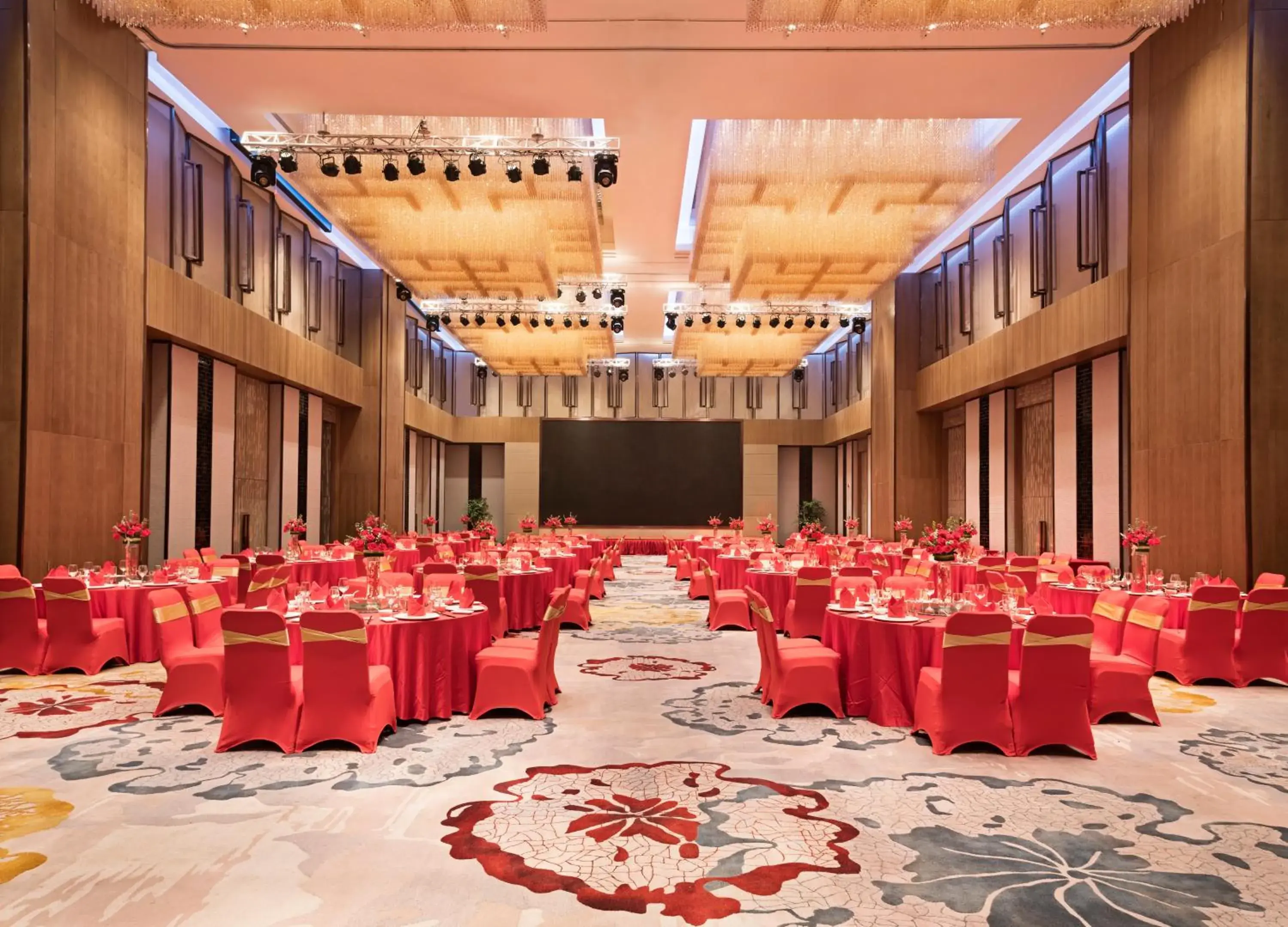 Banquet/Function facilities, Banquet Facilities in Hualuxe Wuhu