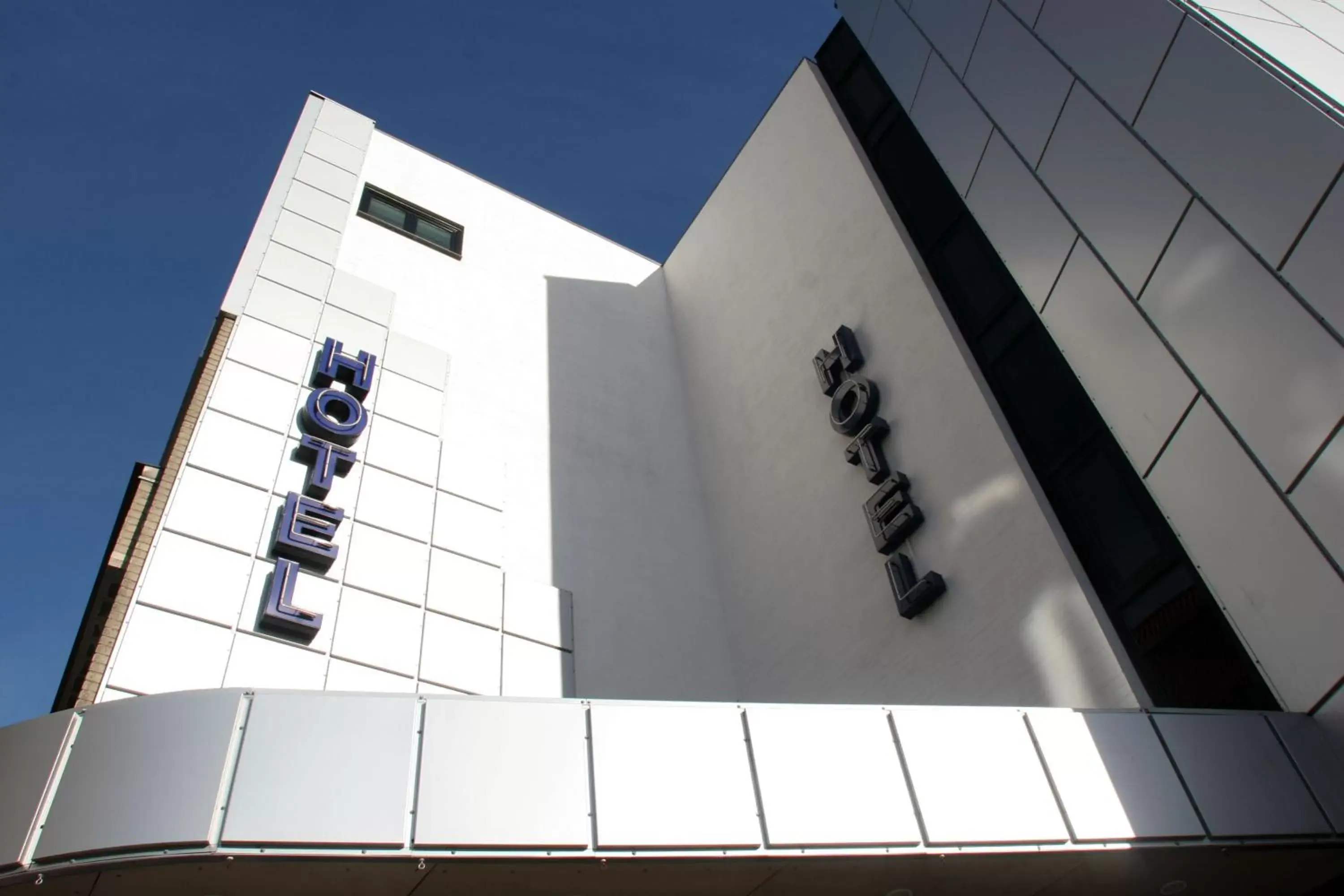 Facade/entrance, Property Building in Hotel Frederikshavn