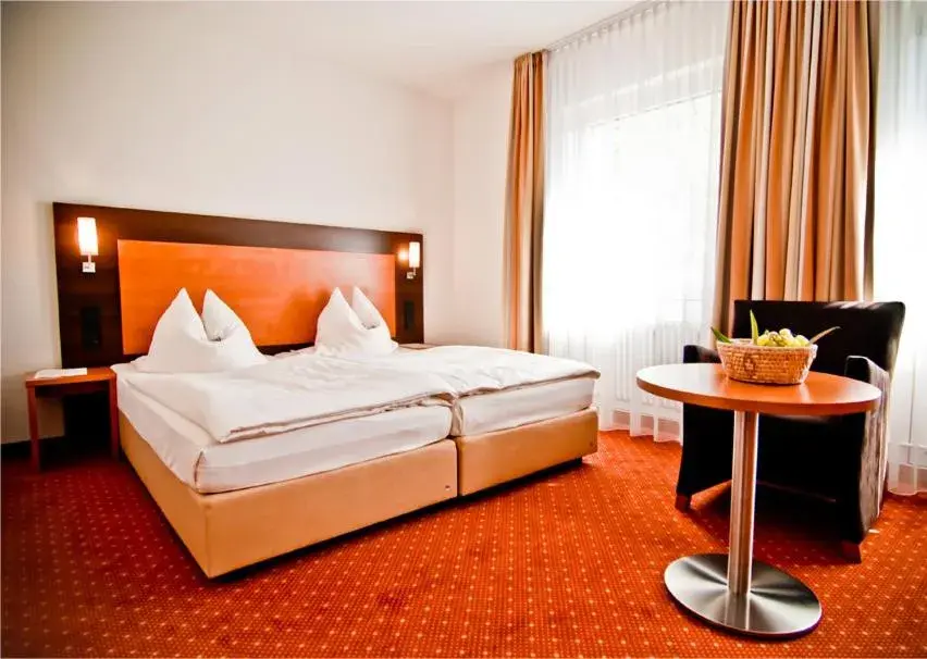 Bed in ParkHotel Fulda