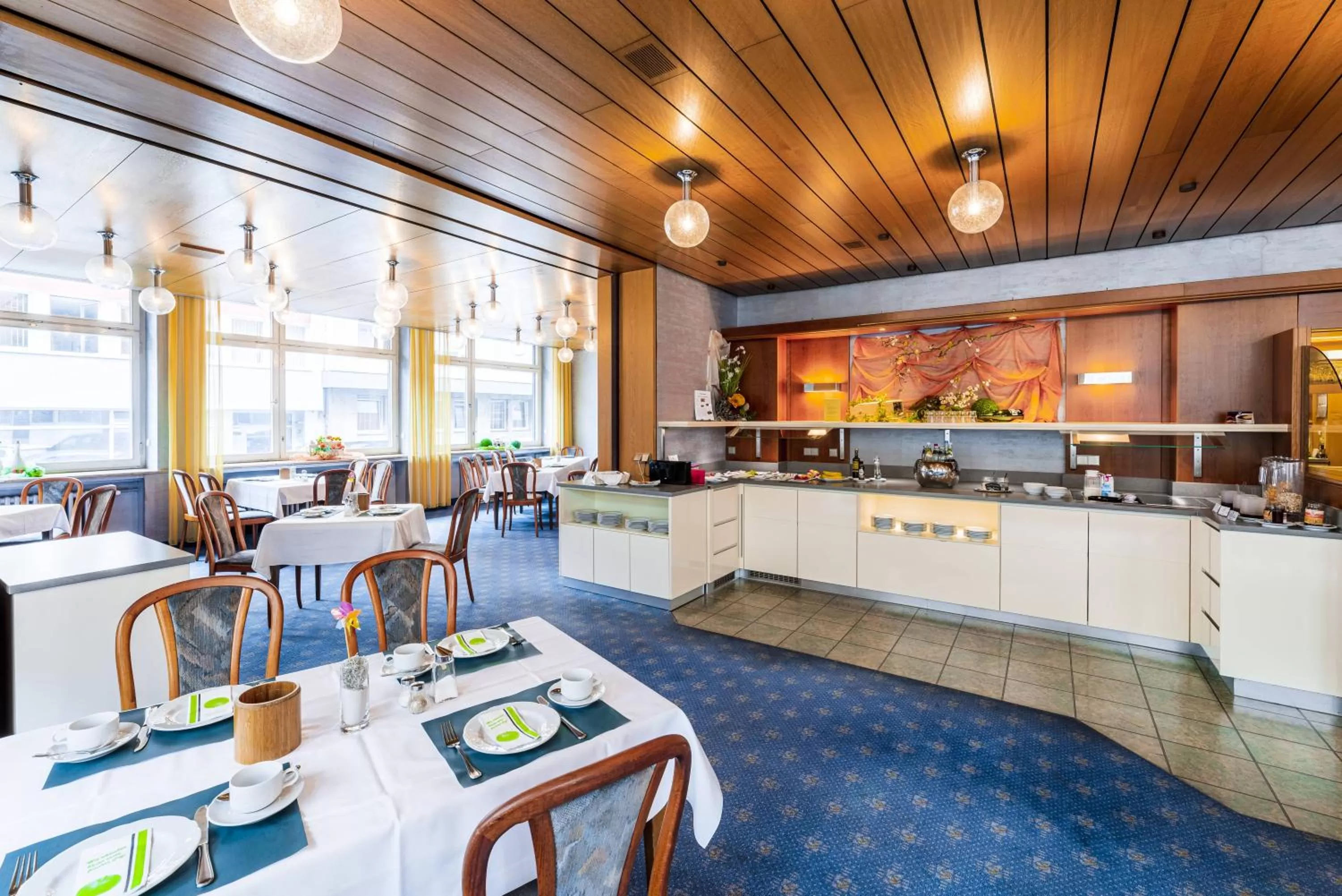 Breakfast in Hotel Wartburg