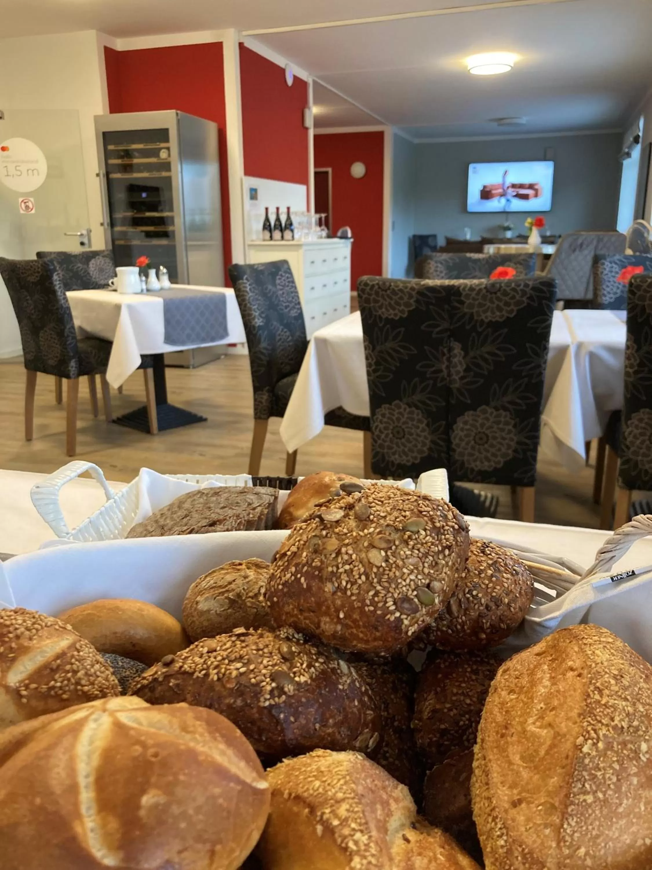 Dining area in Hotel KonradP Holzkirchen