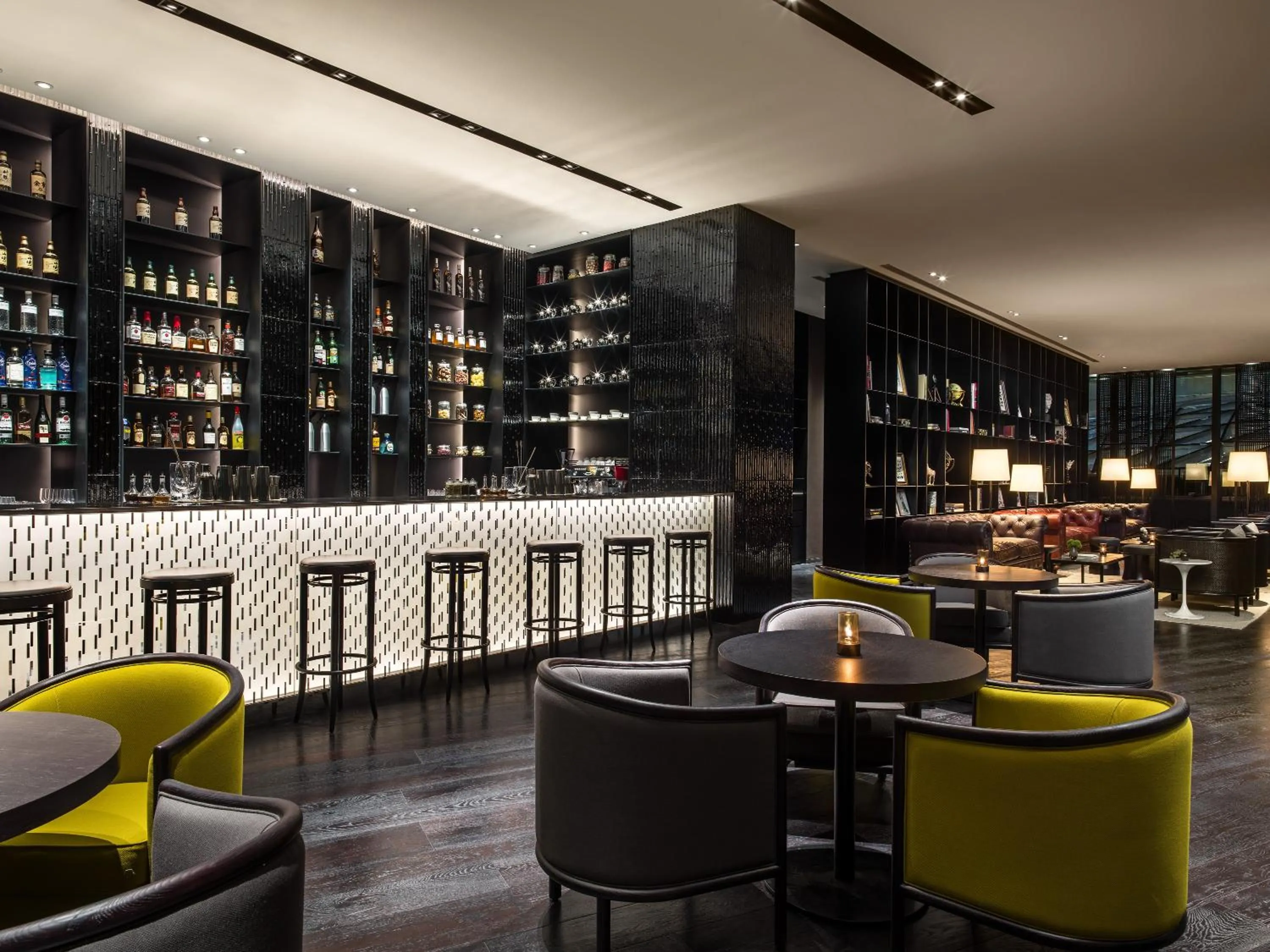 Restaurant/places to eat in Upper House Shanghai - Former The Middle House