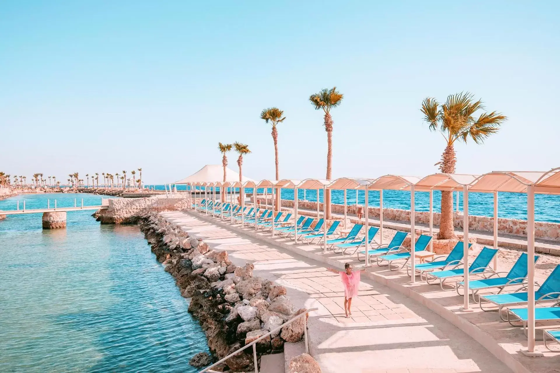 Beach in Pickalbatros Citadel Resort Sahl Hasheesh