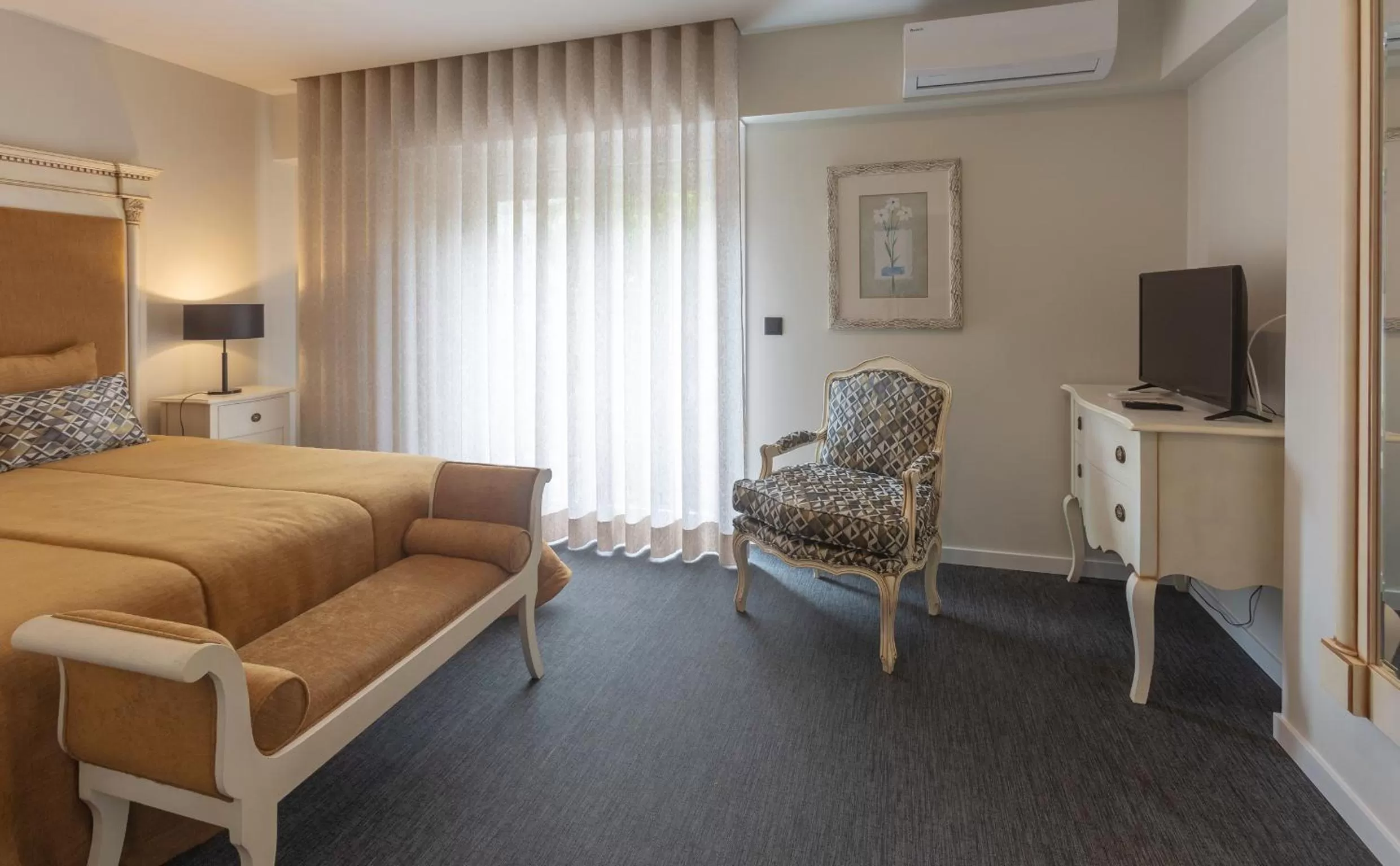 Bed in Hotel Afonso V & SPA