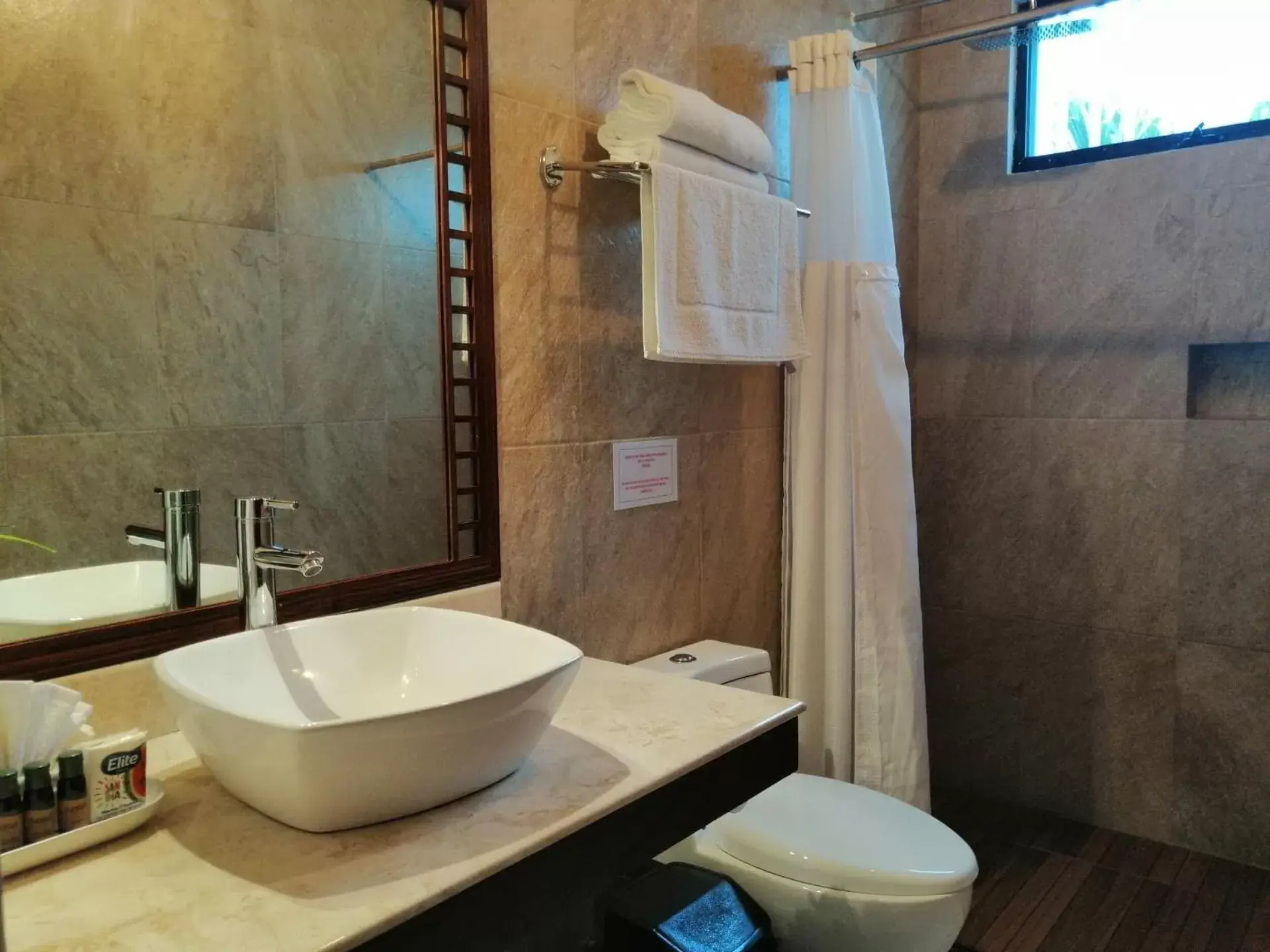 Bathroom in Casa San Roque Valladolid
