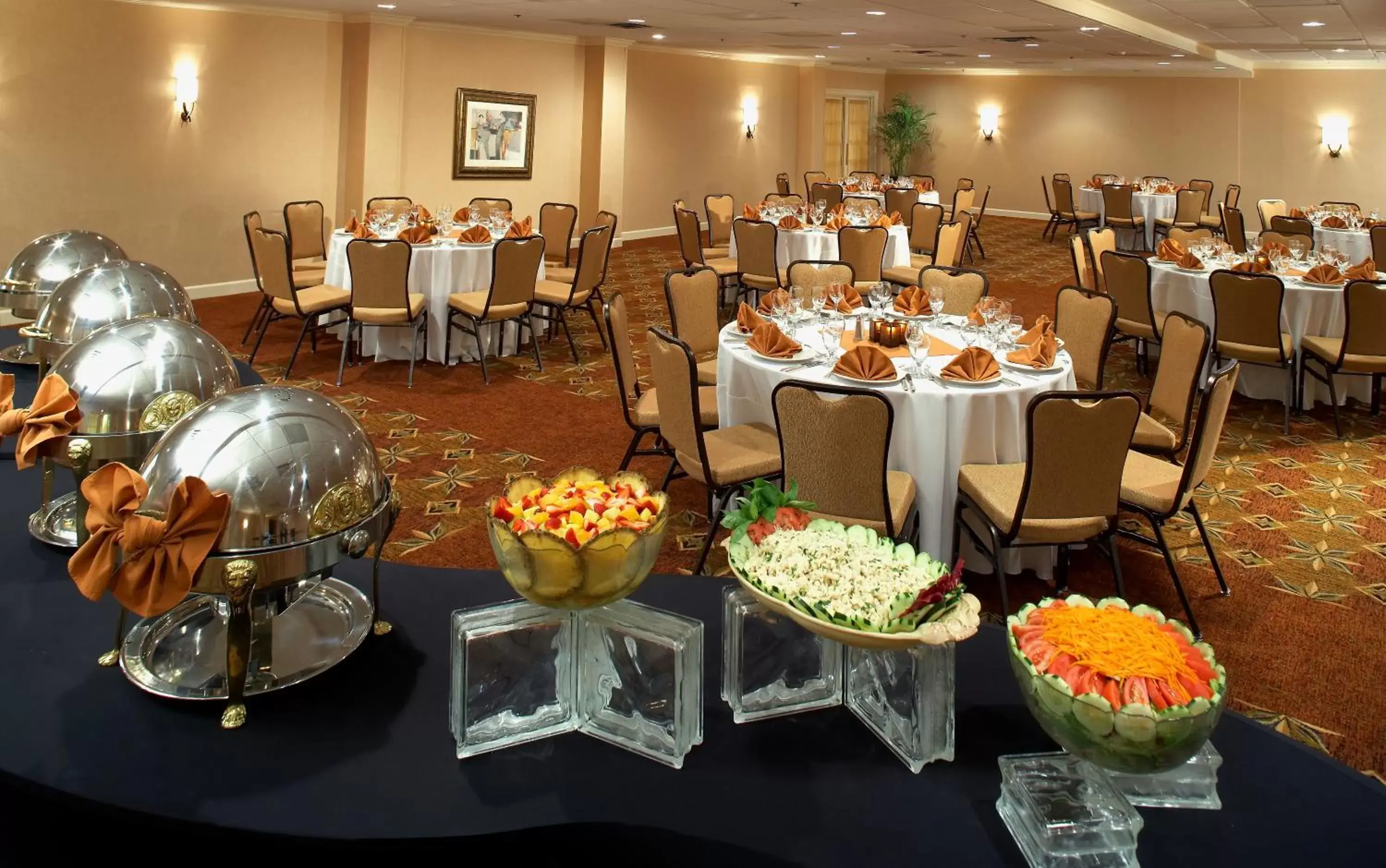 Banquet/Function facilities, Restaurant/Places to Eat in Clinton Inn Hotel Tenafly