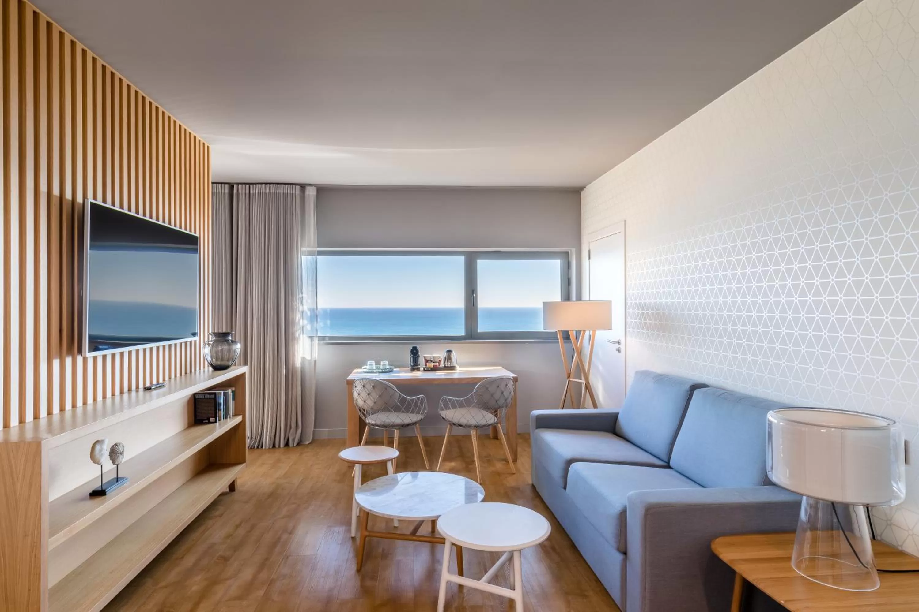 TV and multimedia in Occidental Atenea Mar - Adults Only