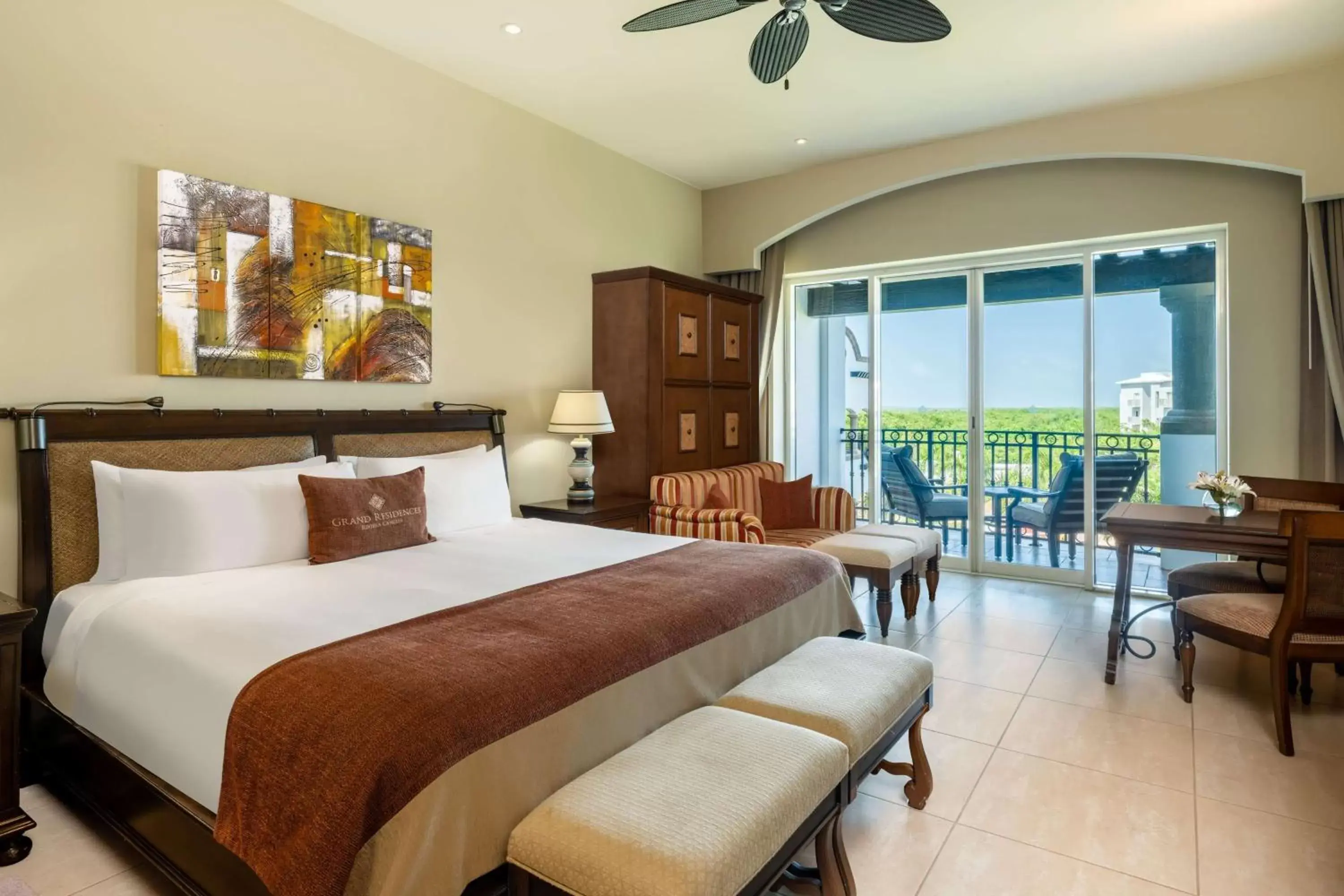 Bed in Grand Residences Riviera Cancun, All Inclusive