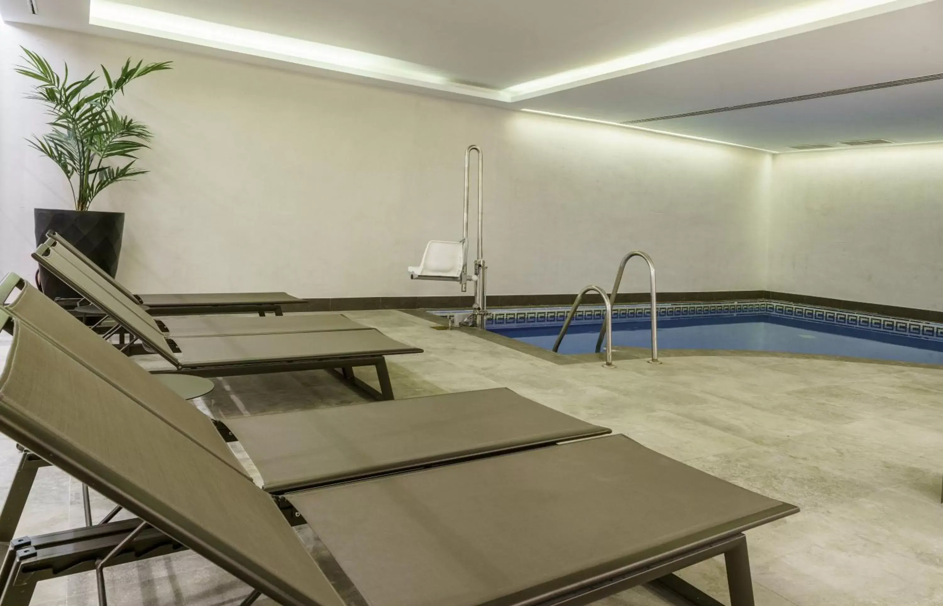 Fitness centre/facilities, Swimming Pool in Ilunion Hacienda de Mijas