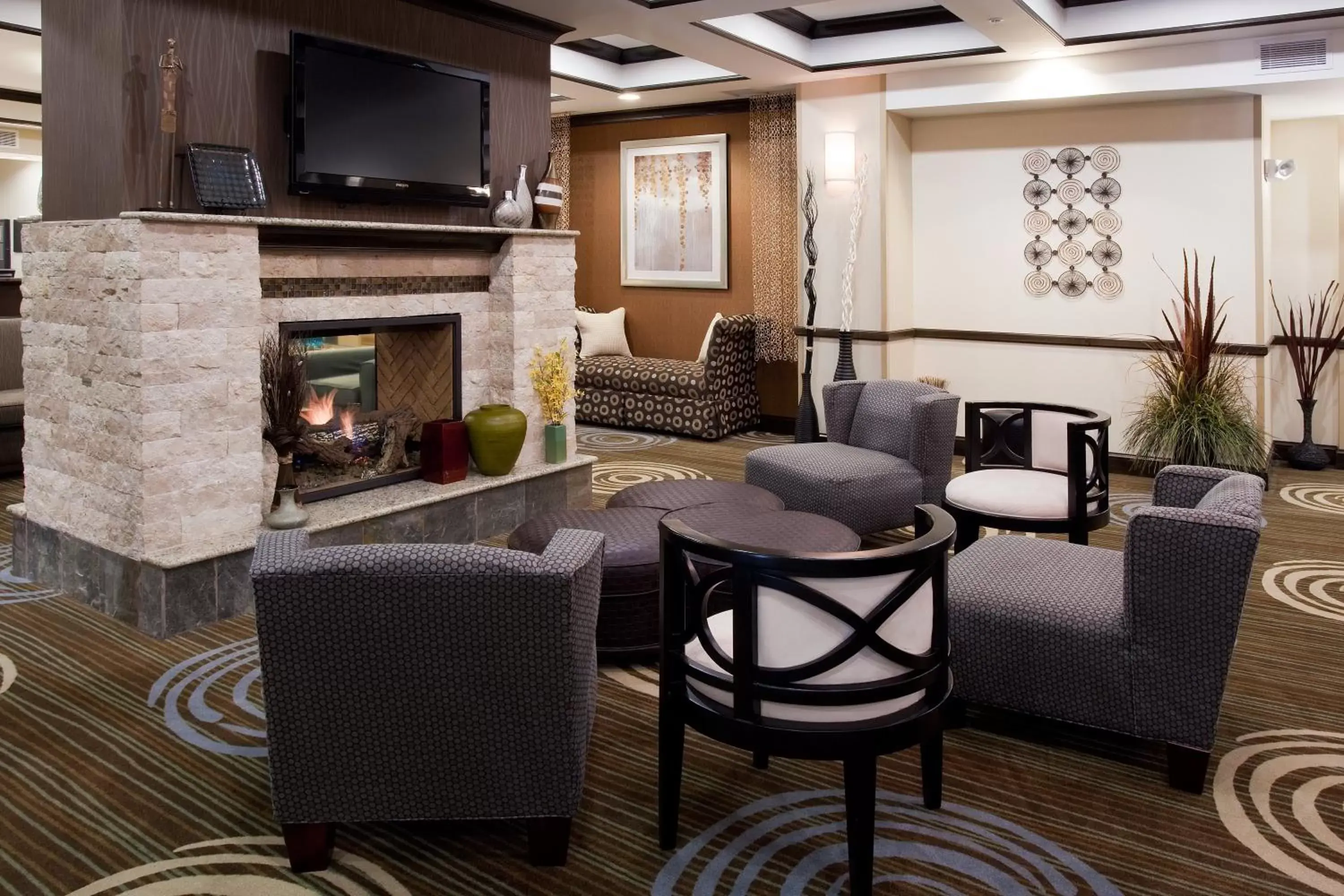 Property building, Seating Area in Holiday Inn Express Richfield, an IHG Hotel
