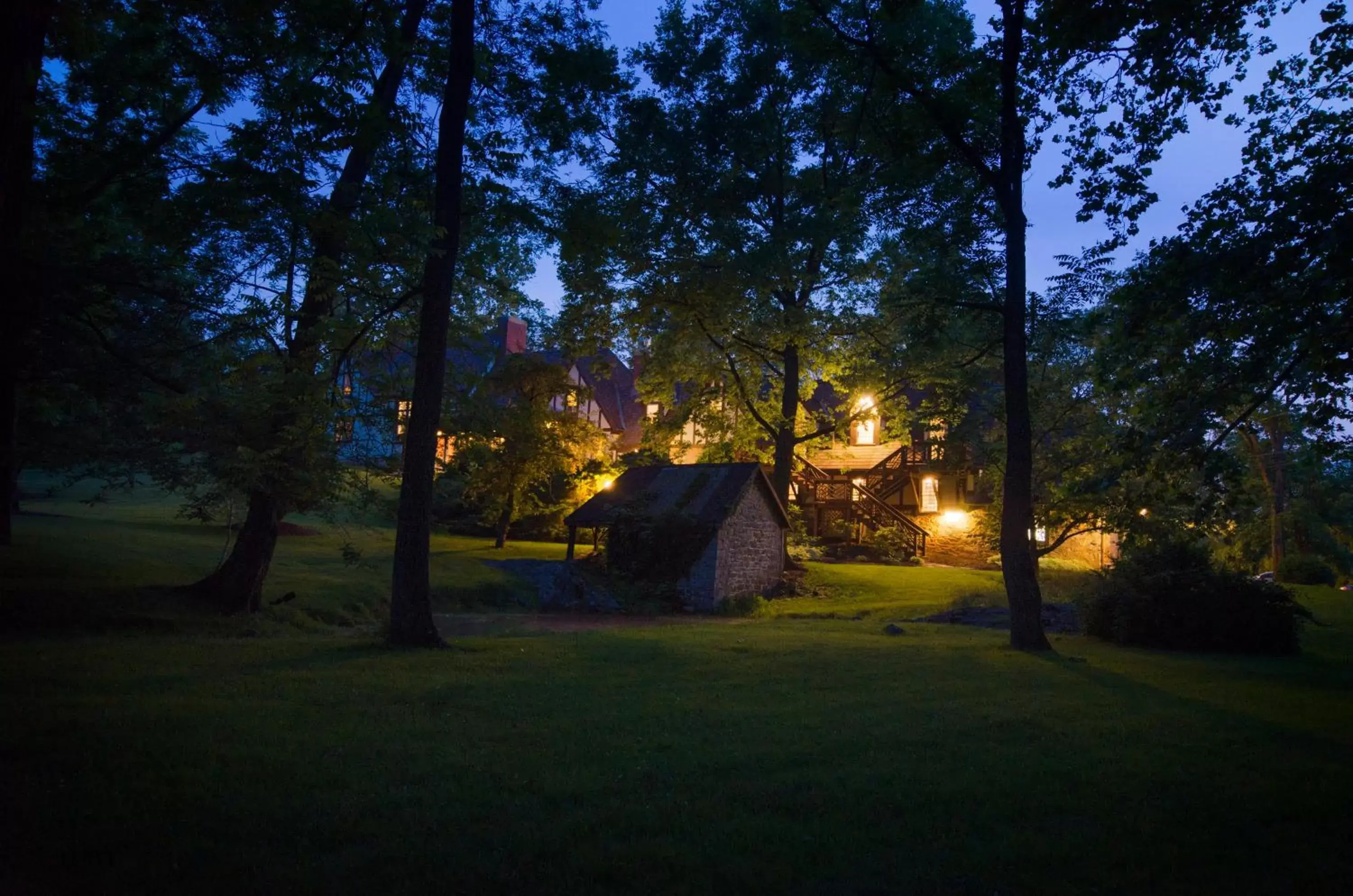 Garden in Hillbrook Inn & Spa