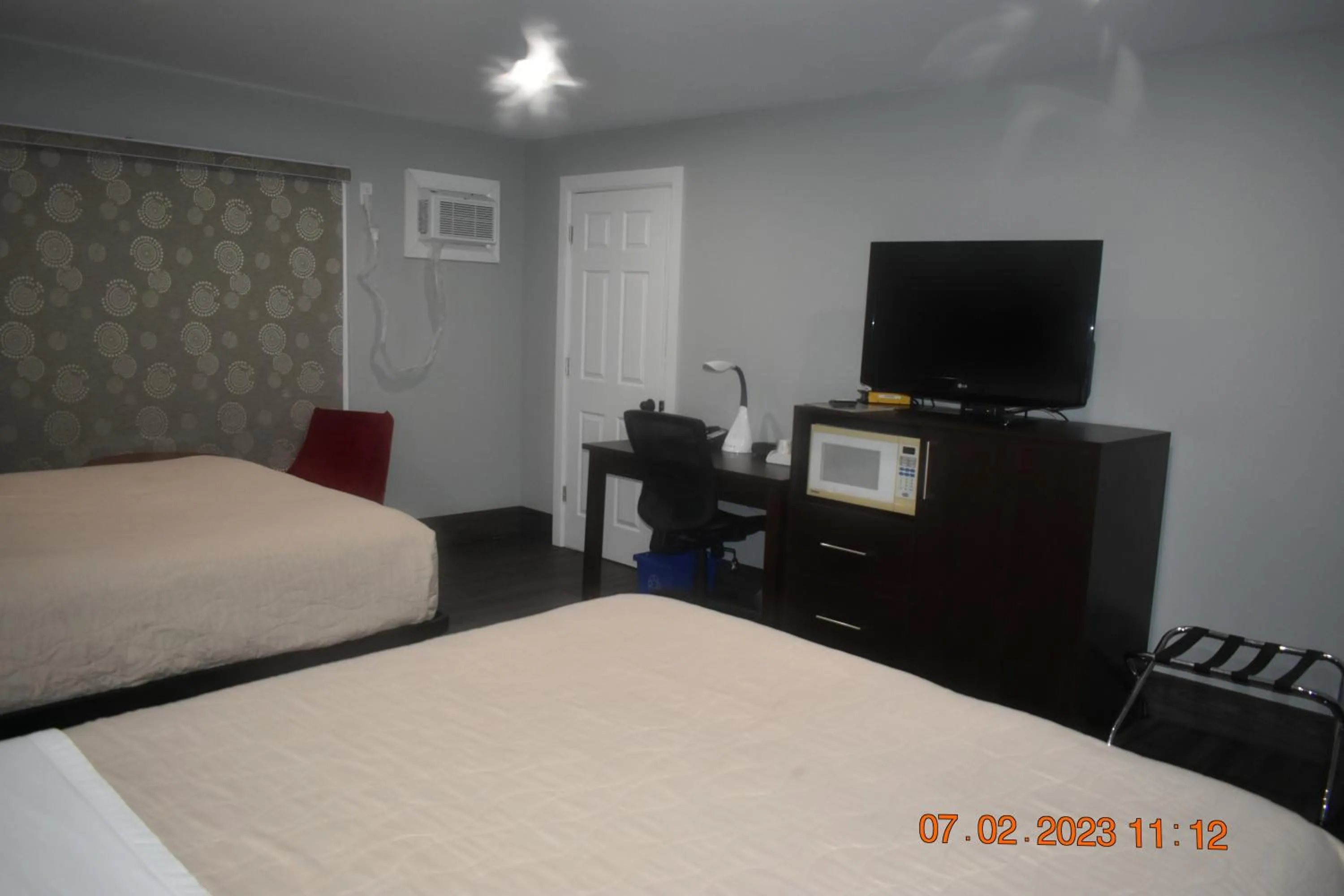 TV and multimedia in Time Travellers Motel