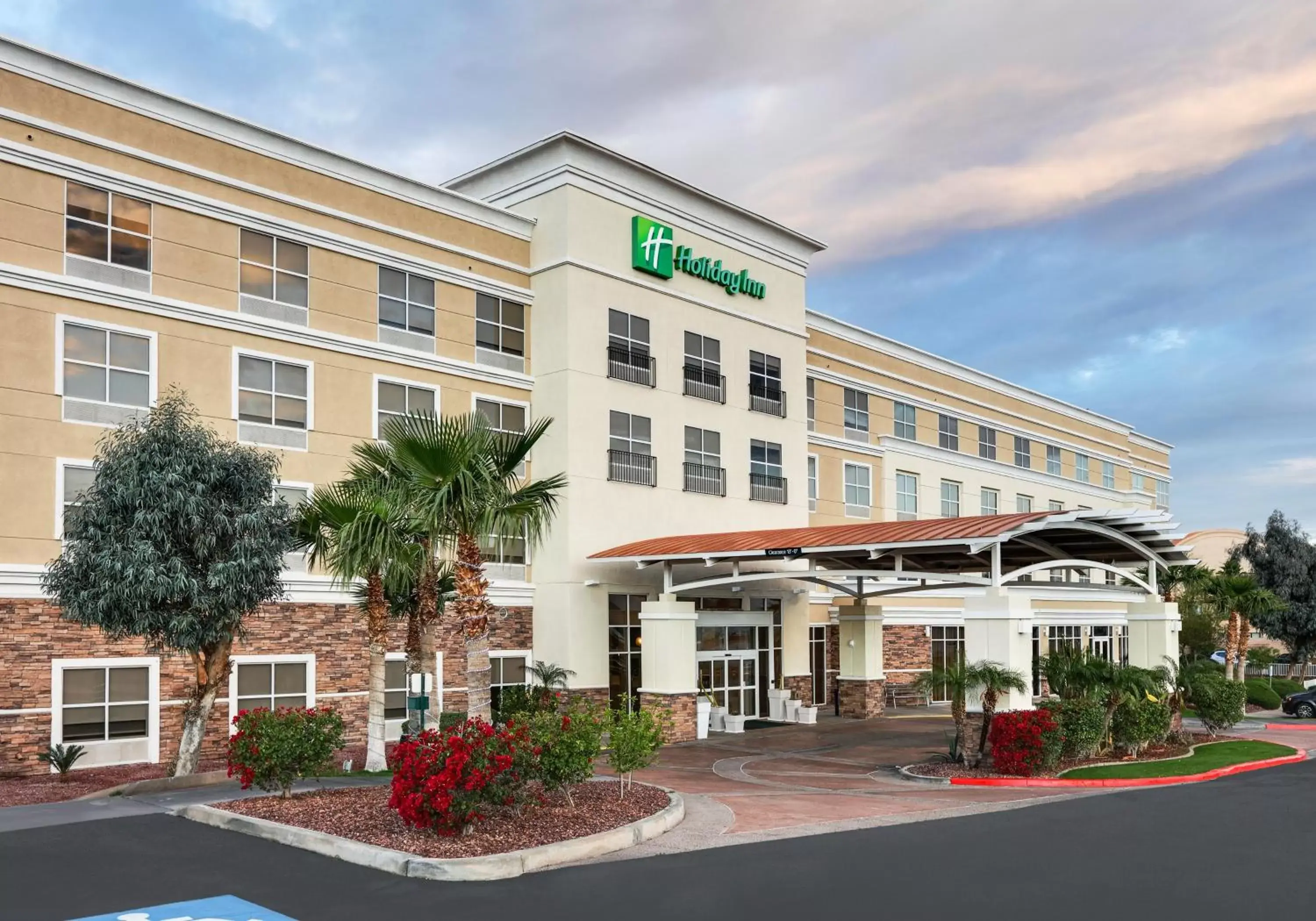 Property Building in Holiday Inn Yuma, an IHG Hotel