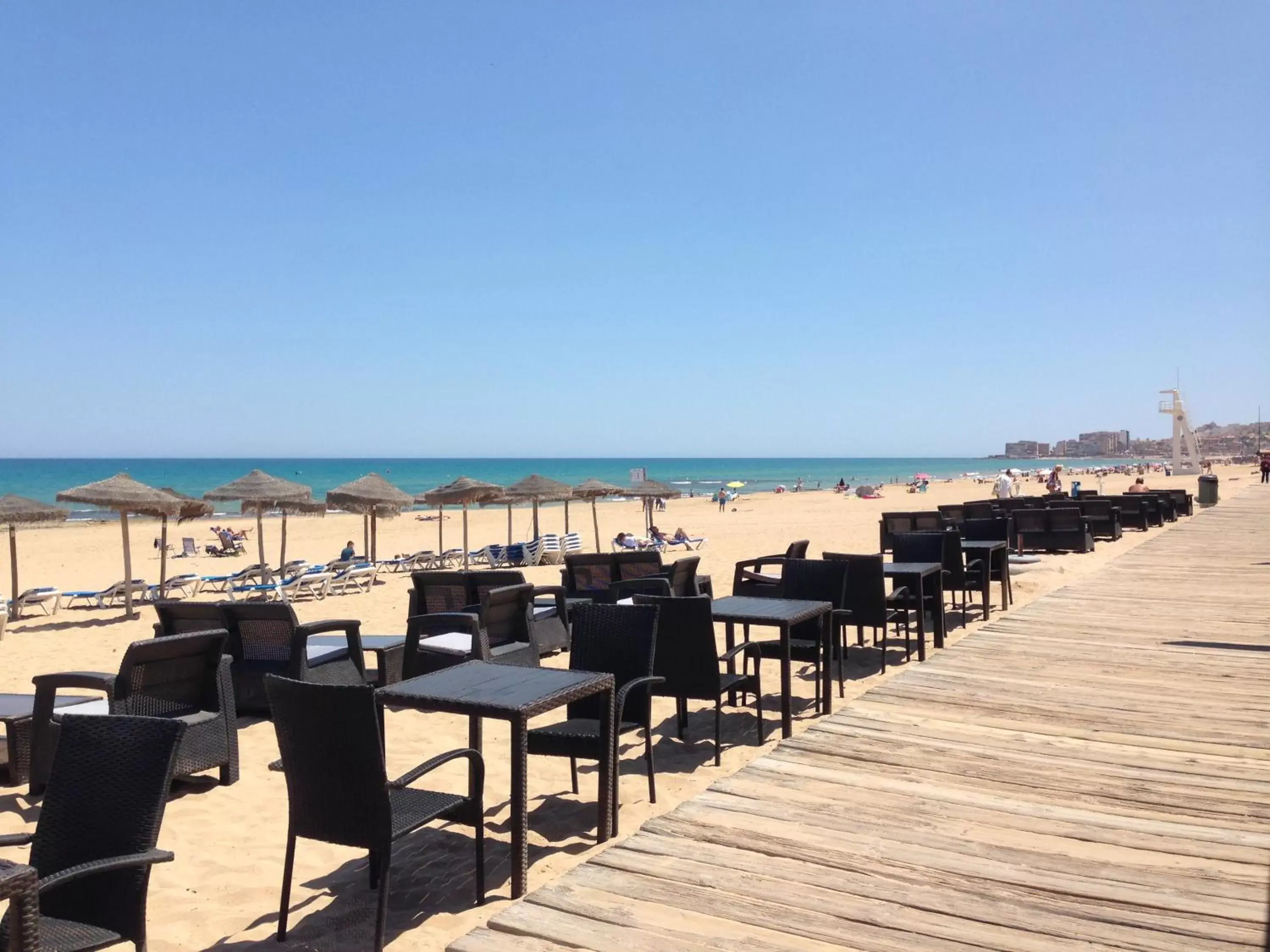 Beach, Restaurant/Places to Eat in Lloyds Beach Club
