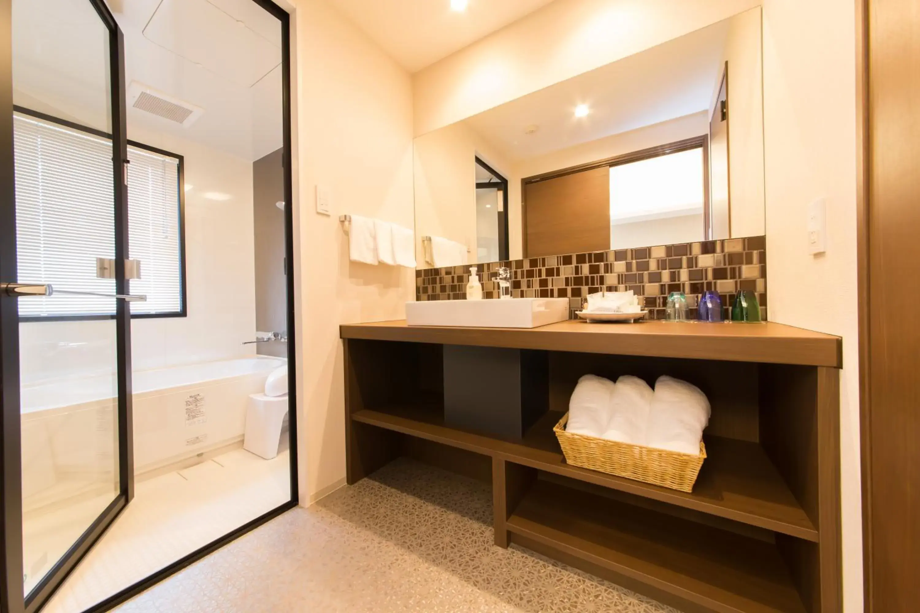 Shower, Bathroom in Hotel IL Verde Kyoto