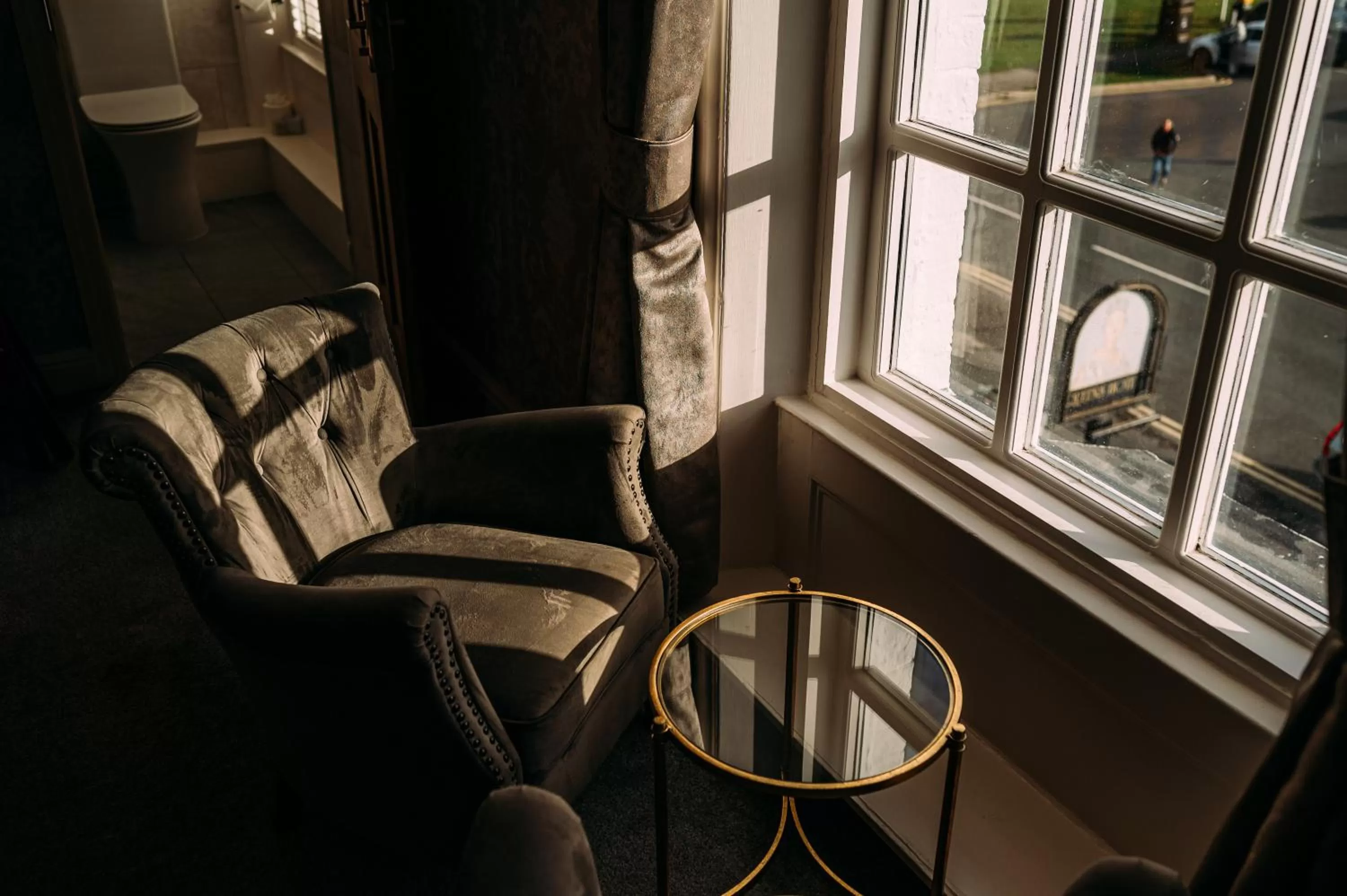 Seating area in The Queens Hotel