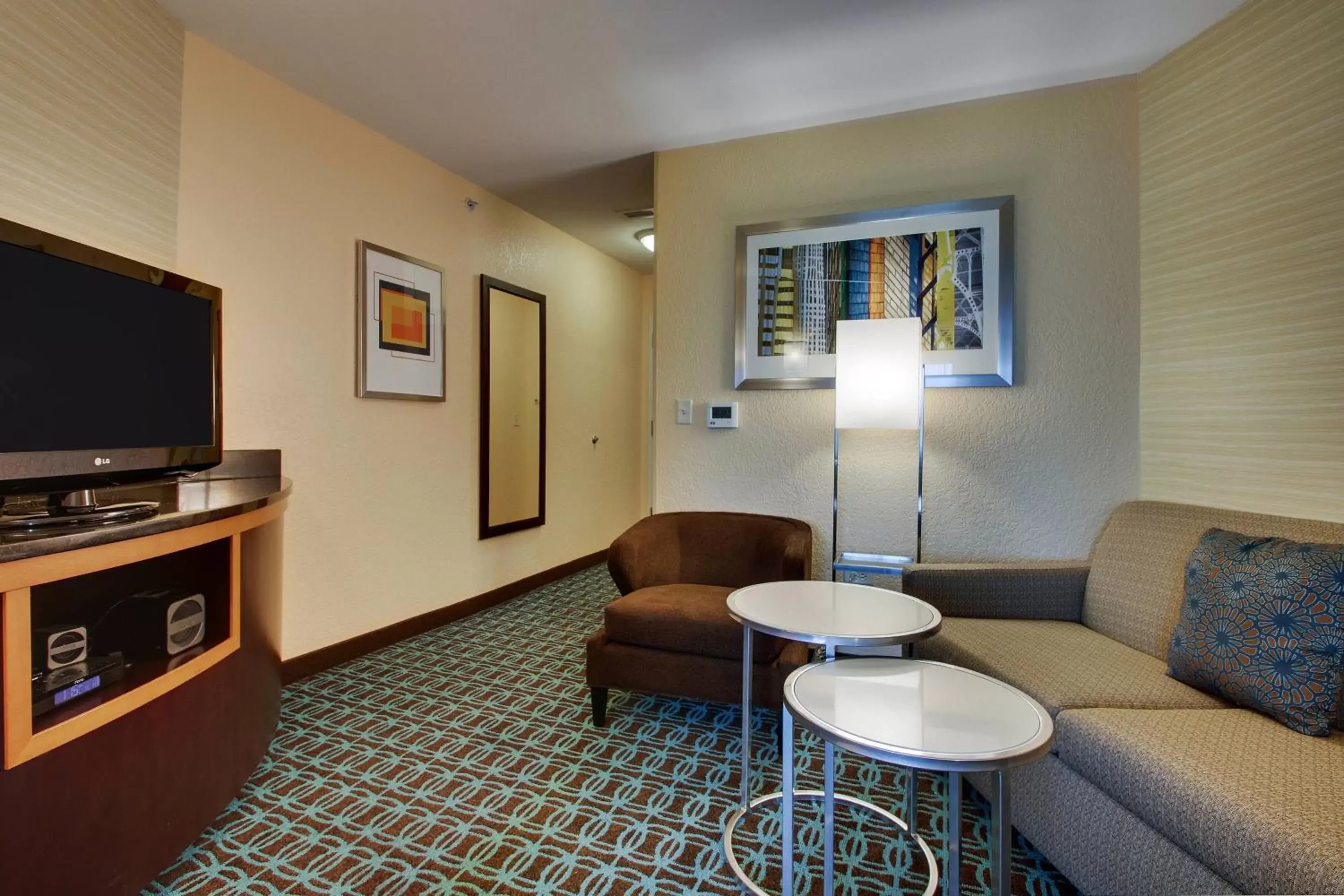 Photo of the whole room, Seating Area in Fairfield Inn & Suites by Marriott Ottawa Starved Rock Area