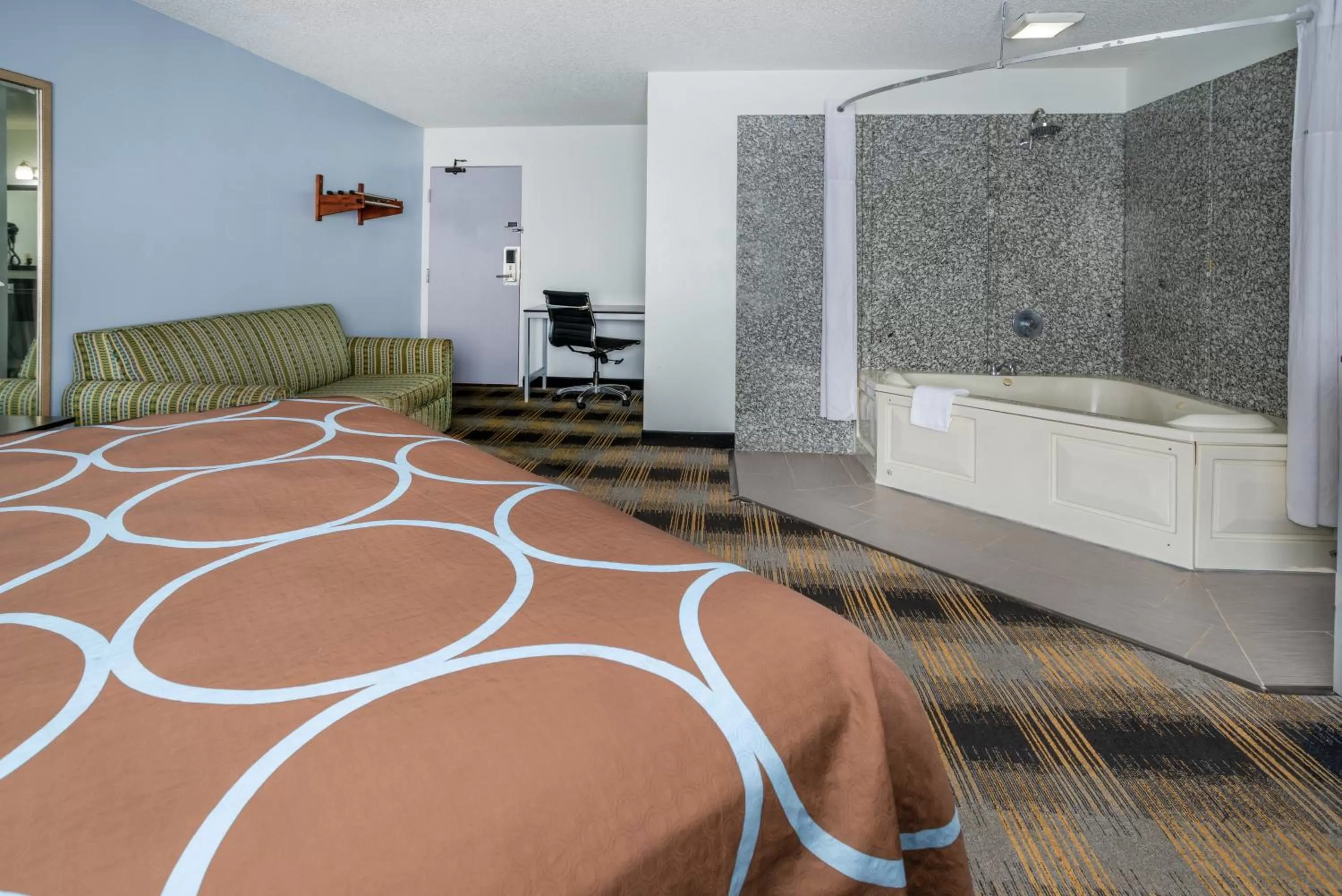 Bed in Super 8 by Wyndham Villa Rica