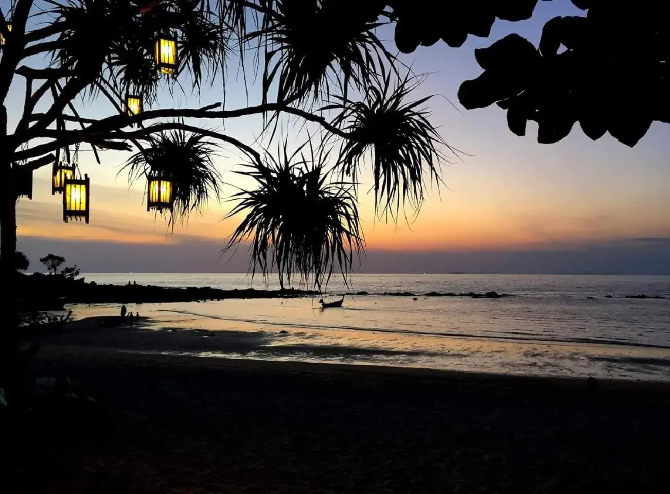 Beach in Lazy Days Bungalows