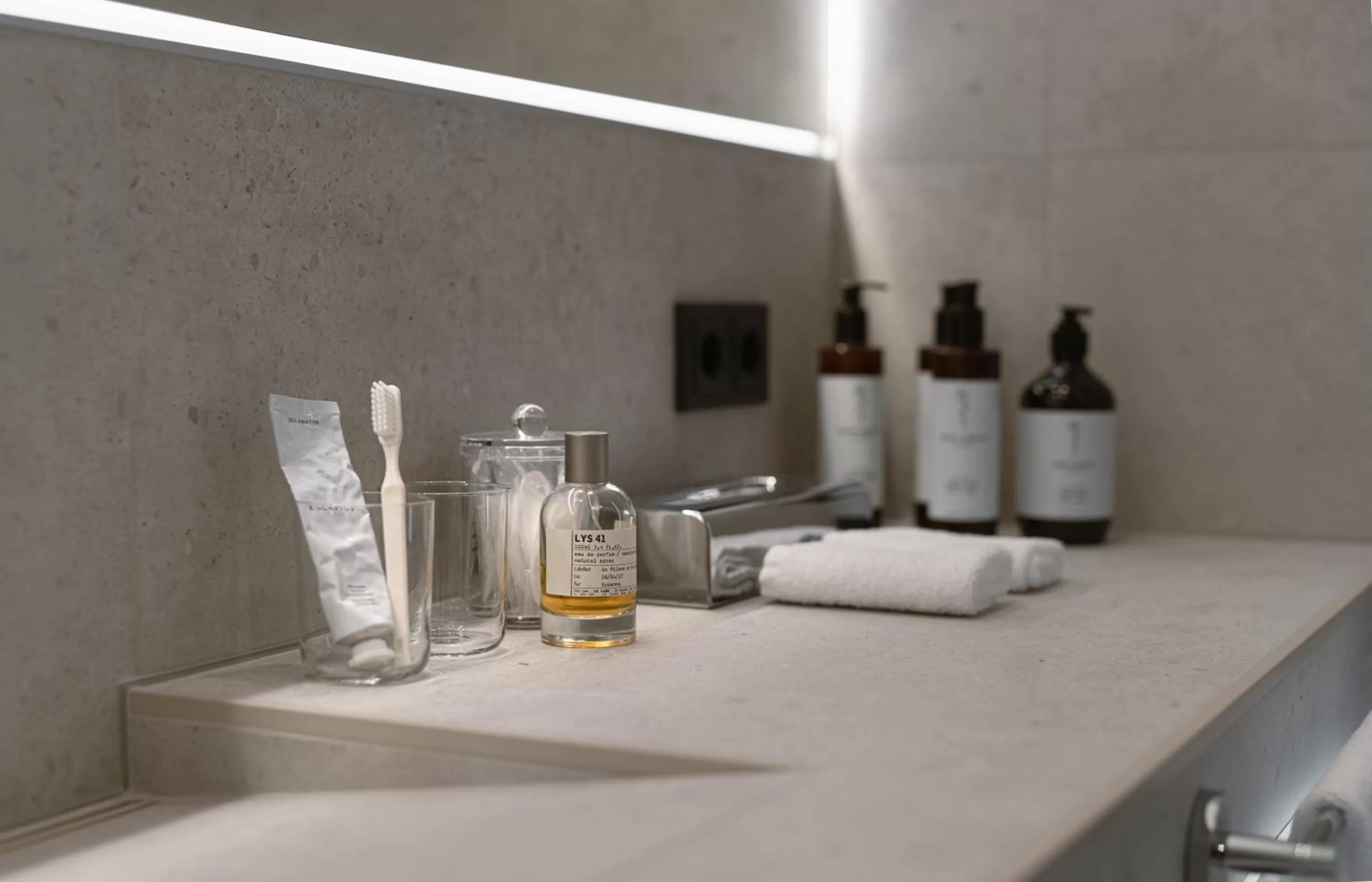 Bathroom in Hotel VierJahreszeiten am Seilersee