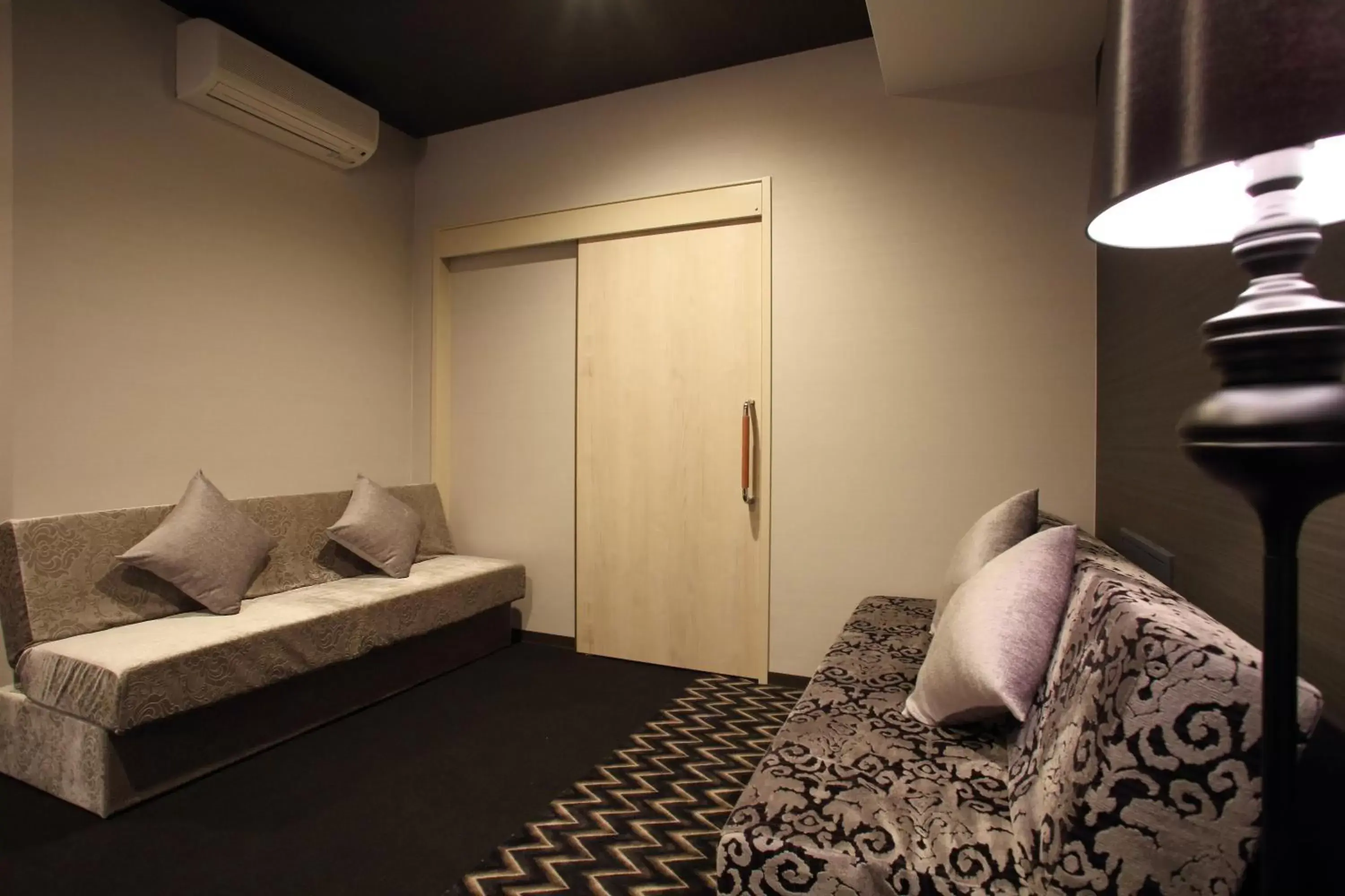 Living room, Bed in Centurion Hotel Grand Kobe Station
