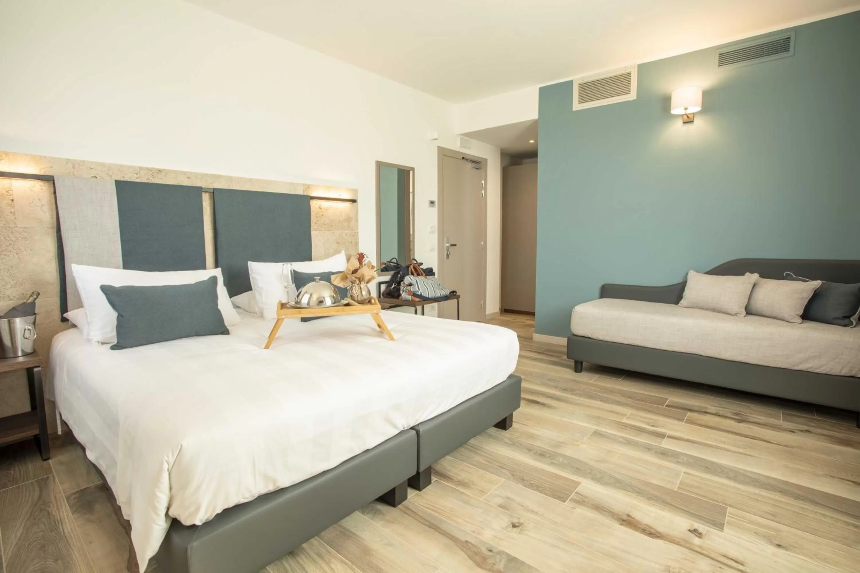 Bedroom, Bed in Riva Toscana Golf Resort & SPA