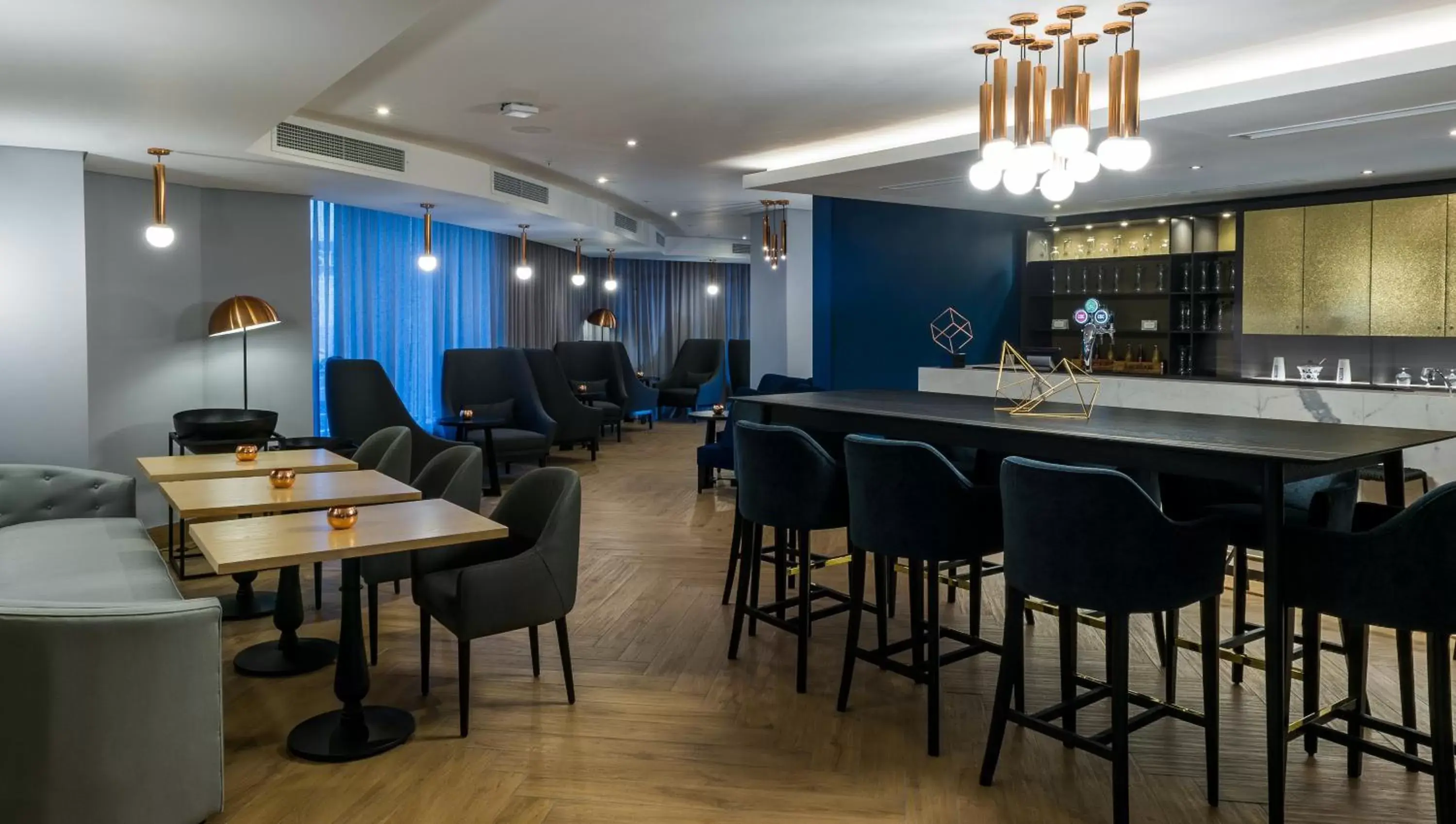 Lounge or bar, Restaurant/Places to Eat in Pullman Cape Town City Centre