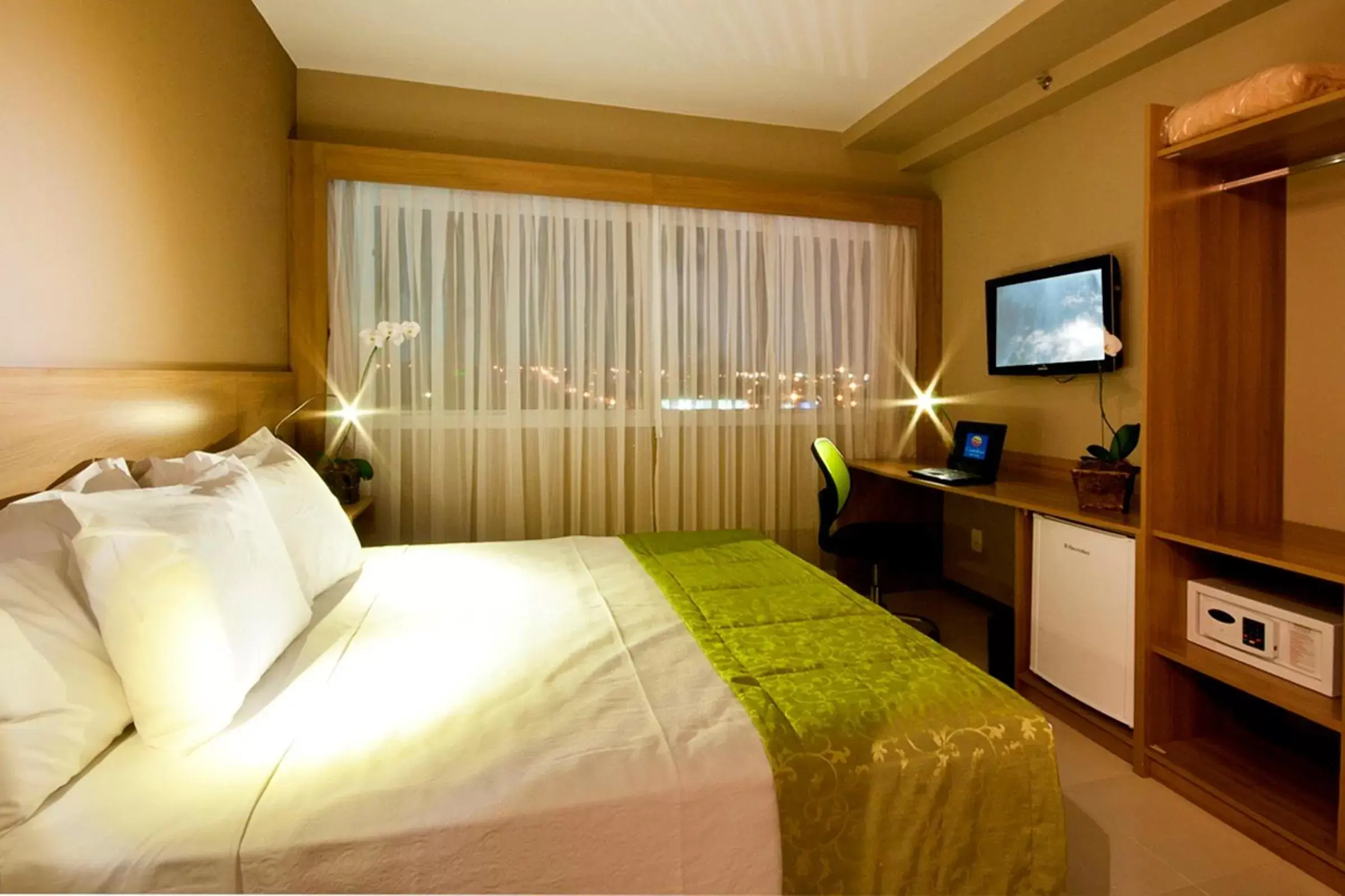 Bedroom, Bed in Comfort Hotel Sertãozinho Bedroom, Bed in Comfort Hotel Sertãozinho