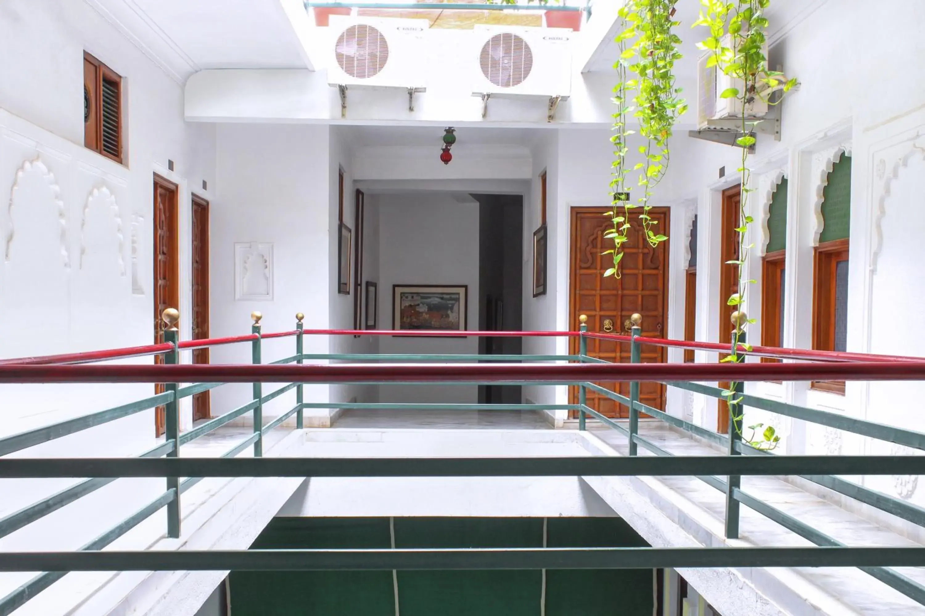 Lobby or reception in Hotel Devraj Niwas on Lake Pichola Lobby or reception in Hotel Devraj Niwas on Lake Pichola