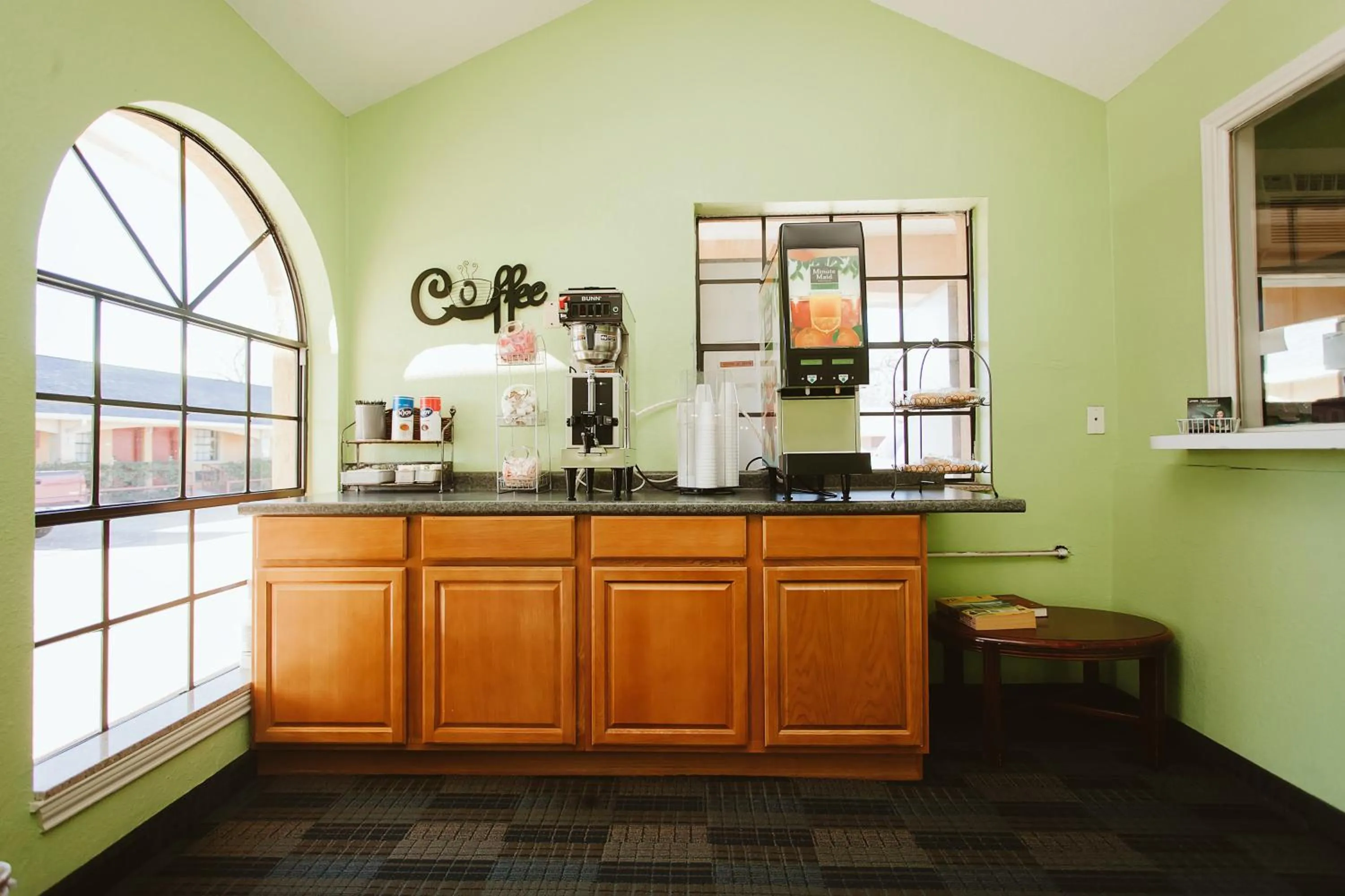 Property building in REGENCY INN - CHANNELVIEW