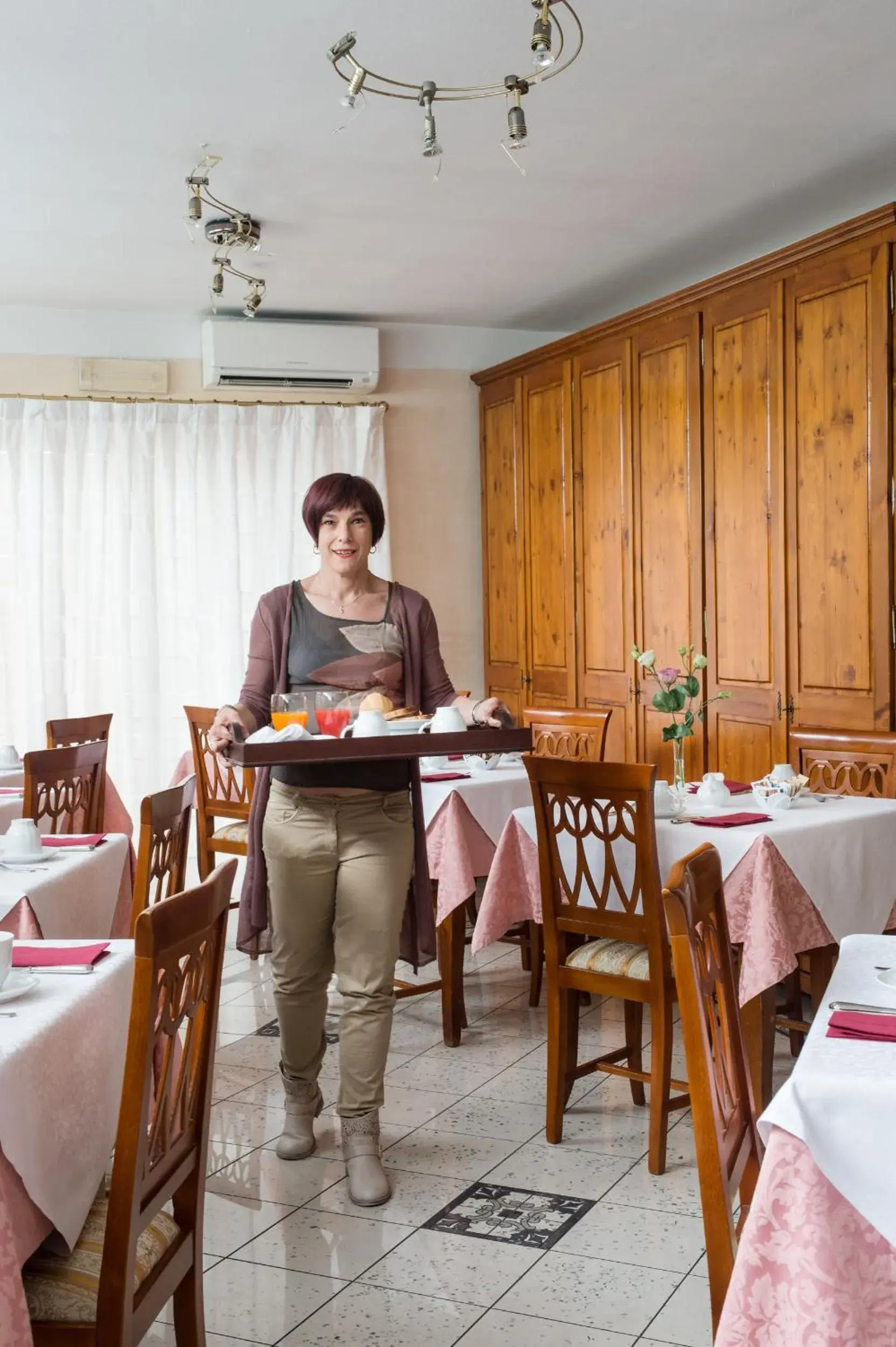 Staff, Restaurant/Places to Eat in Hotel La Villetta