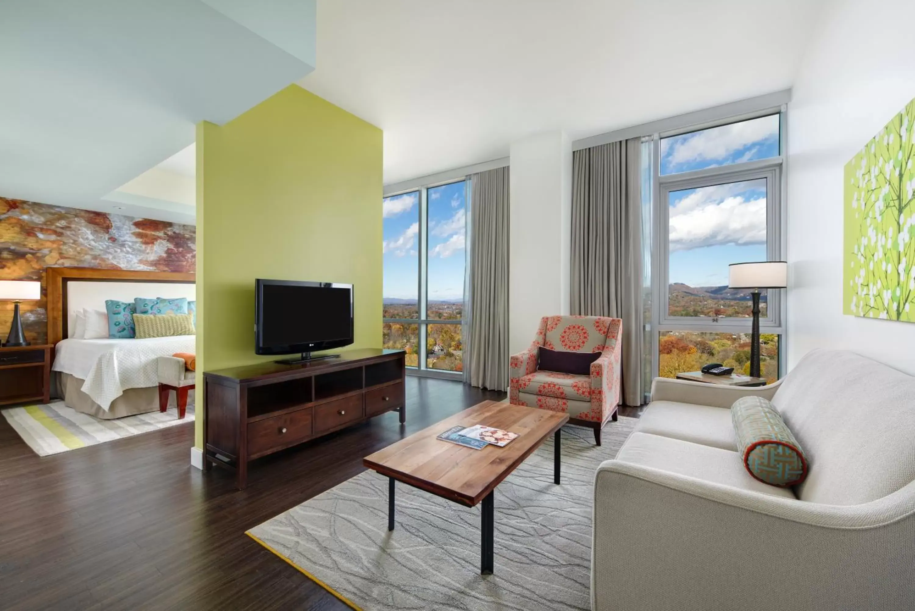 Photo of the whole room, Seating Area in Hotel Indigo Asheville Downtown, an IHG Hotel