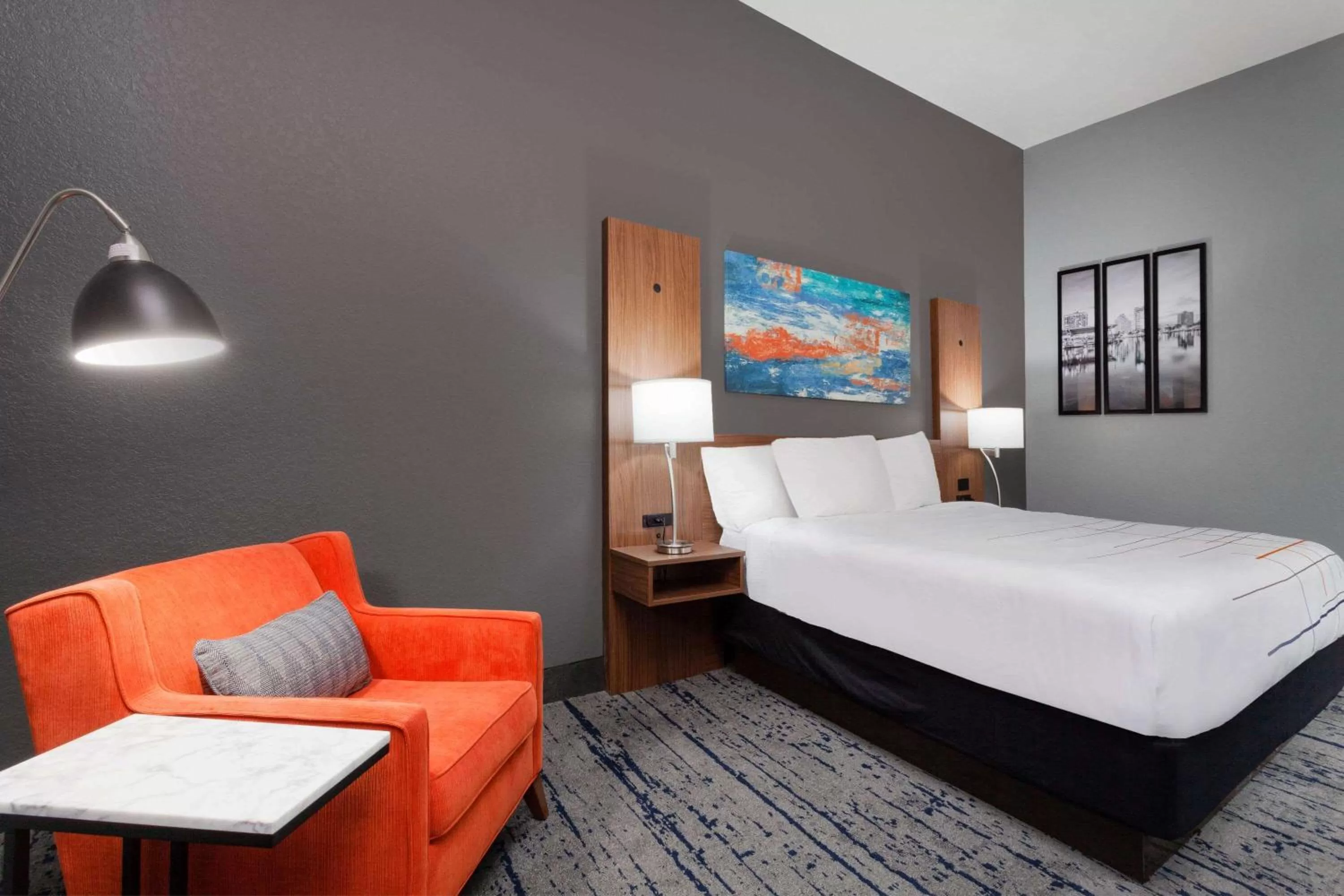 Photo of the whole room, Bed in La Quinta by Wyndham St. Petersburg Northeast *Newly Renovated