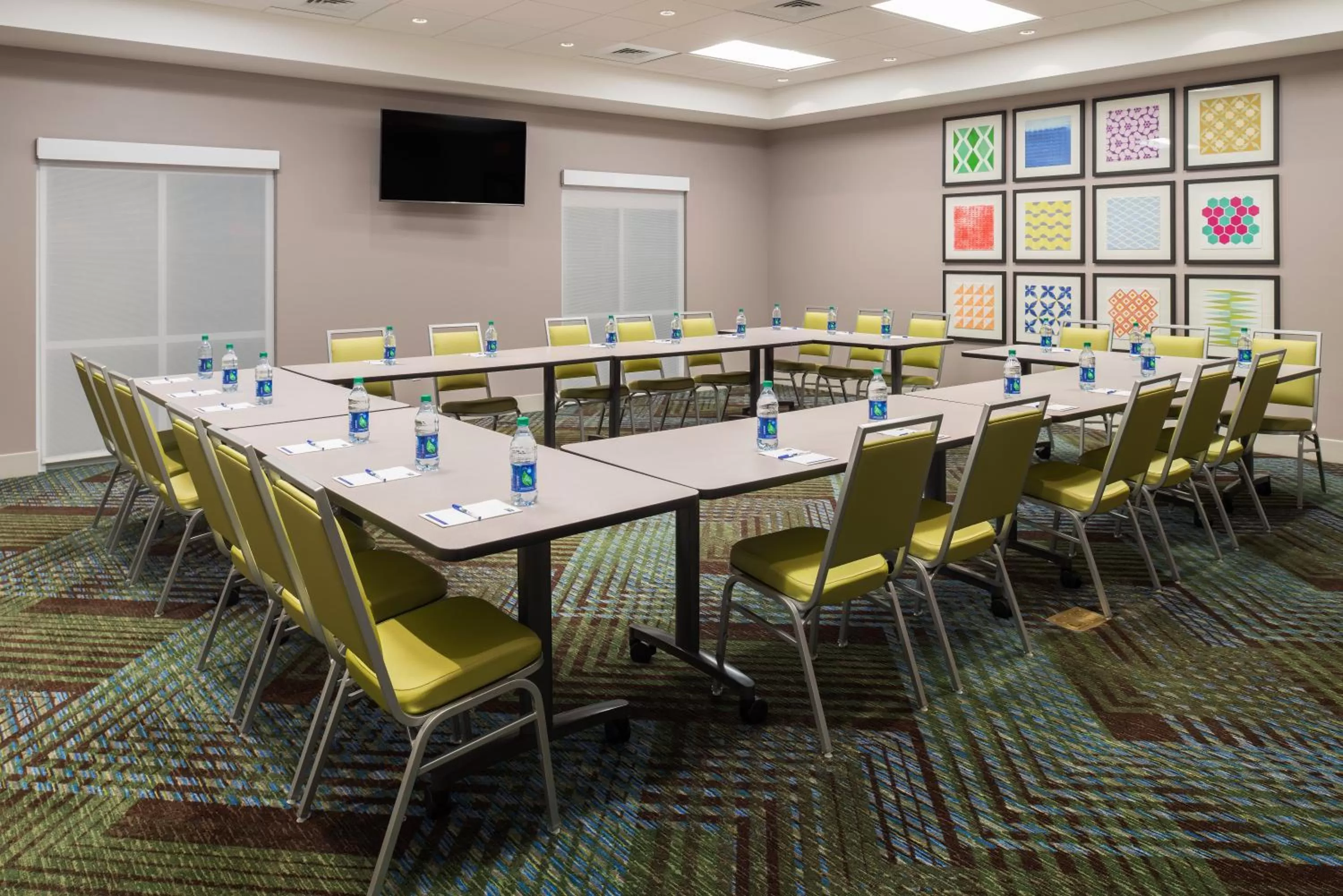 Meeting/conference room in Holiday Inn Express Troy by IHG
