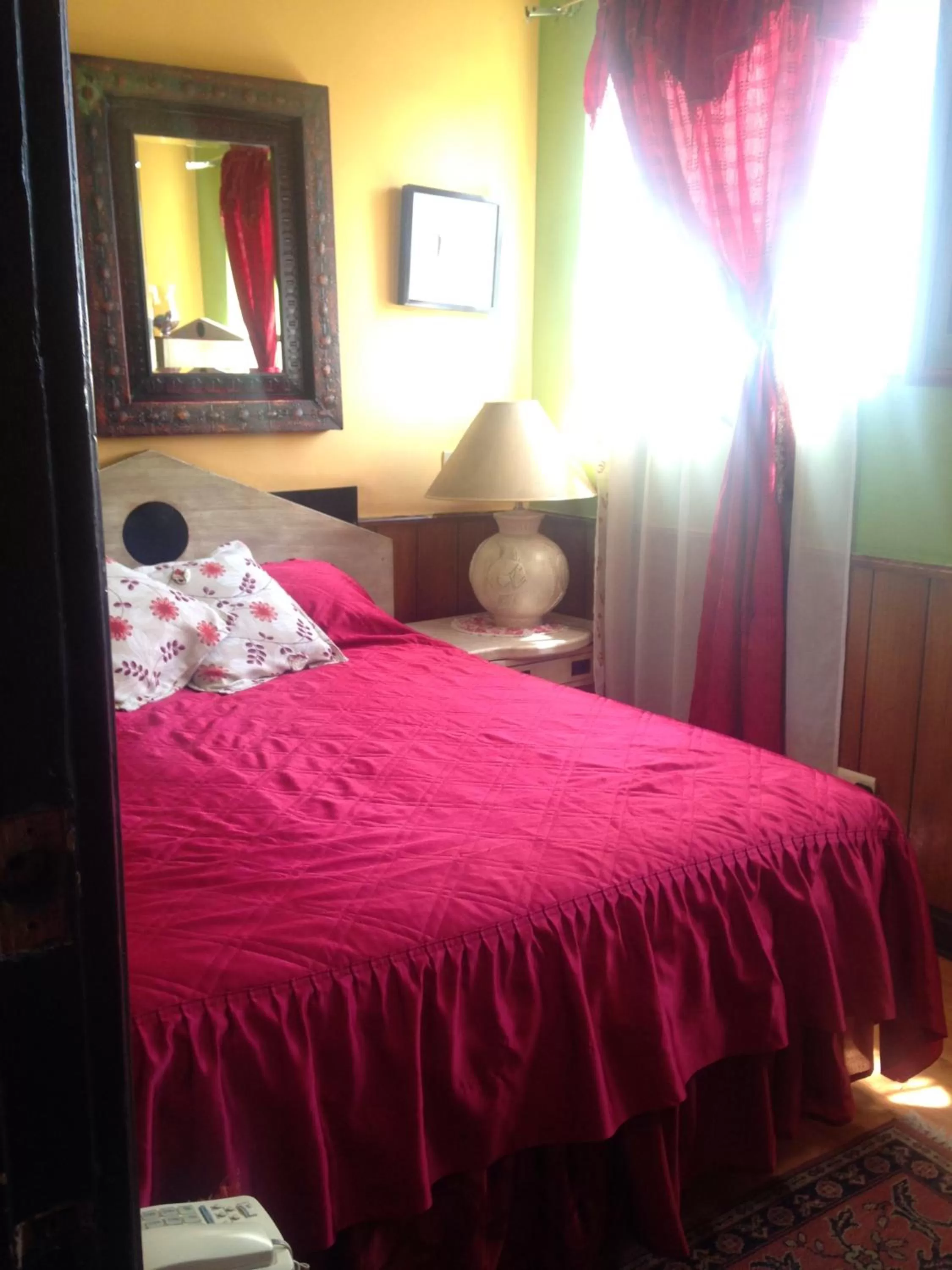 Day, Bed in Hotel La Castellana