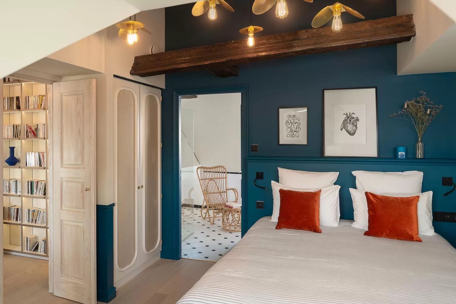 Photo of the whole room, Bed in Chouchou Hotel