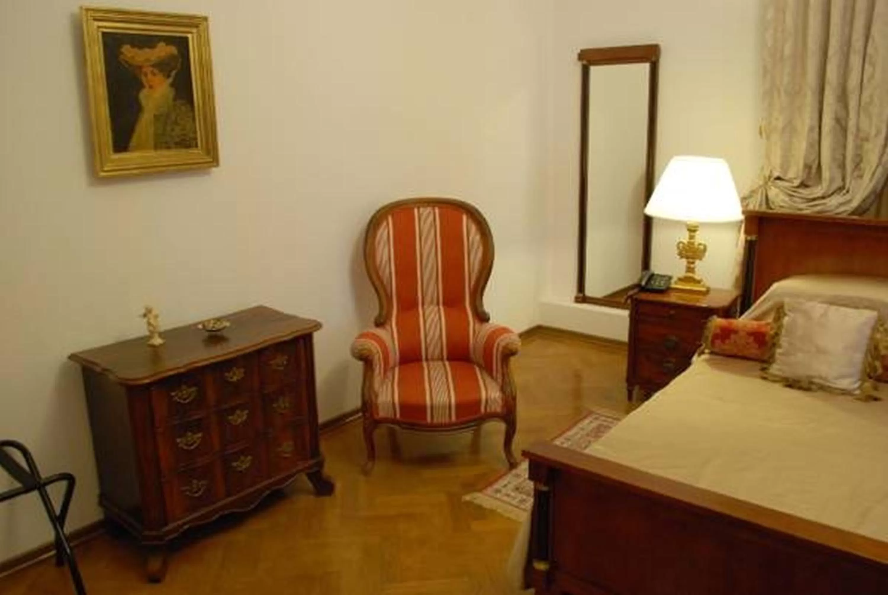 Grand Boutique Hotel