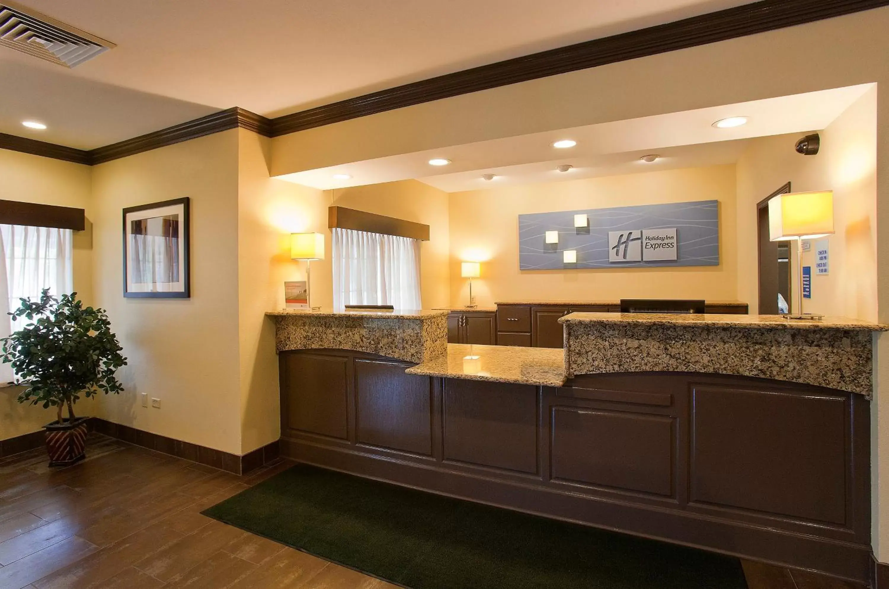 Property building, Lobby/Reception in Holiday Inn Express Hotel & Suites Chicago-Deerfield/Lincolnshire, an IHG Hotel