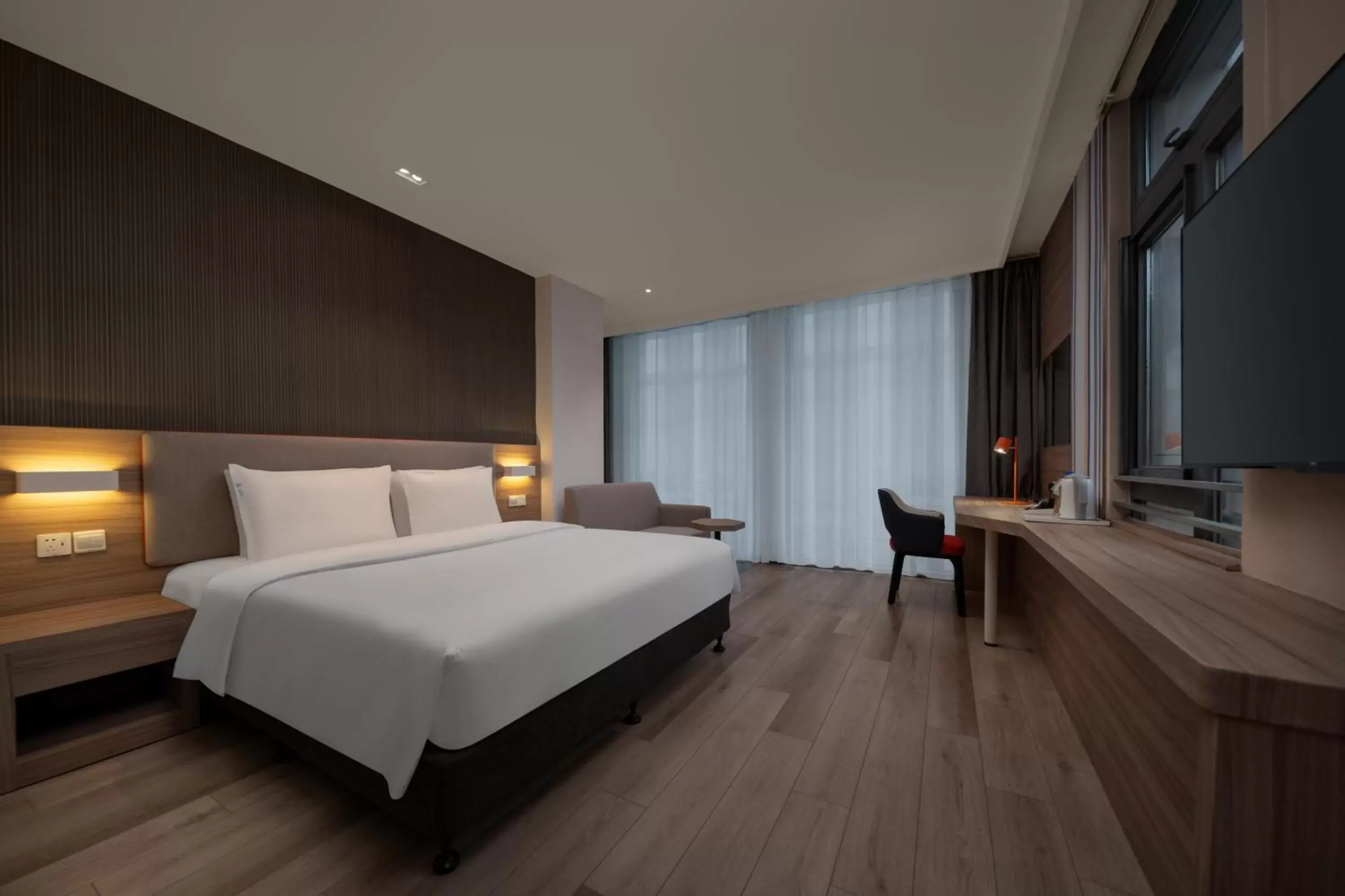 Holiday Inn Express Shanghai Pujiang, an IHG Hotel