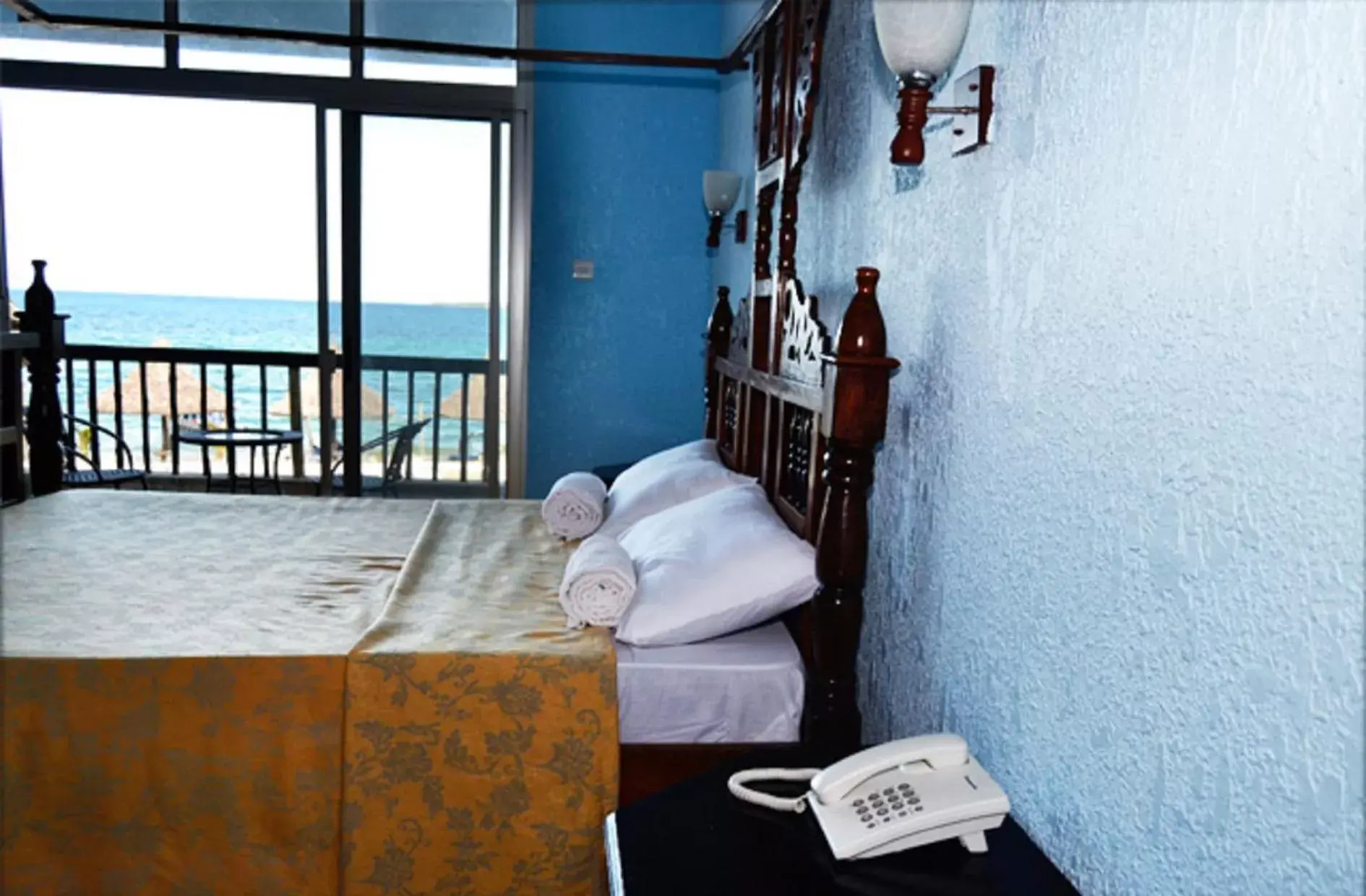 Bed in Serene Beach Resort Bed in Serene Beach Resort