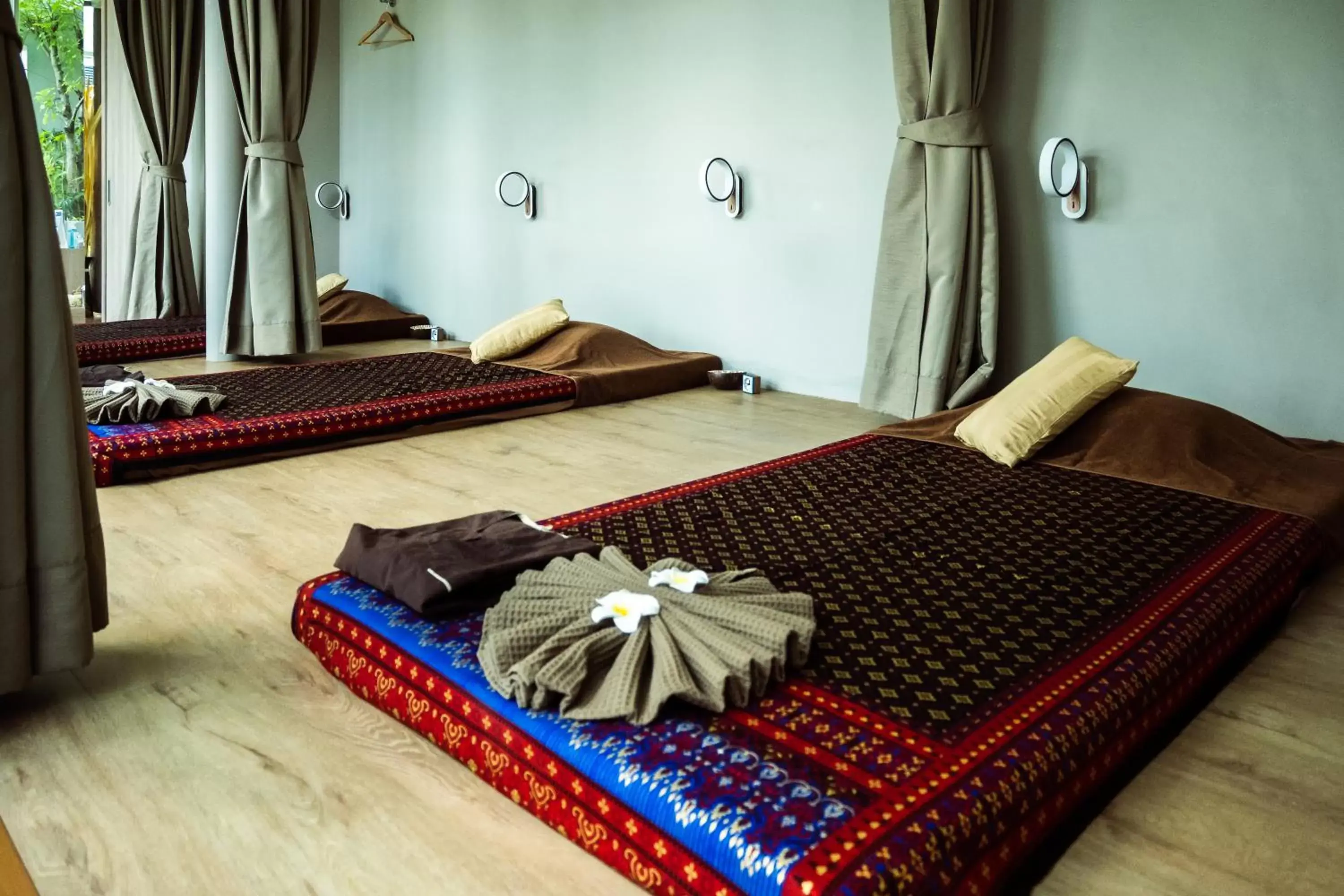 Massage, Bed in Sabai Sathorn Service Apartment