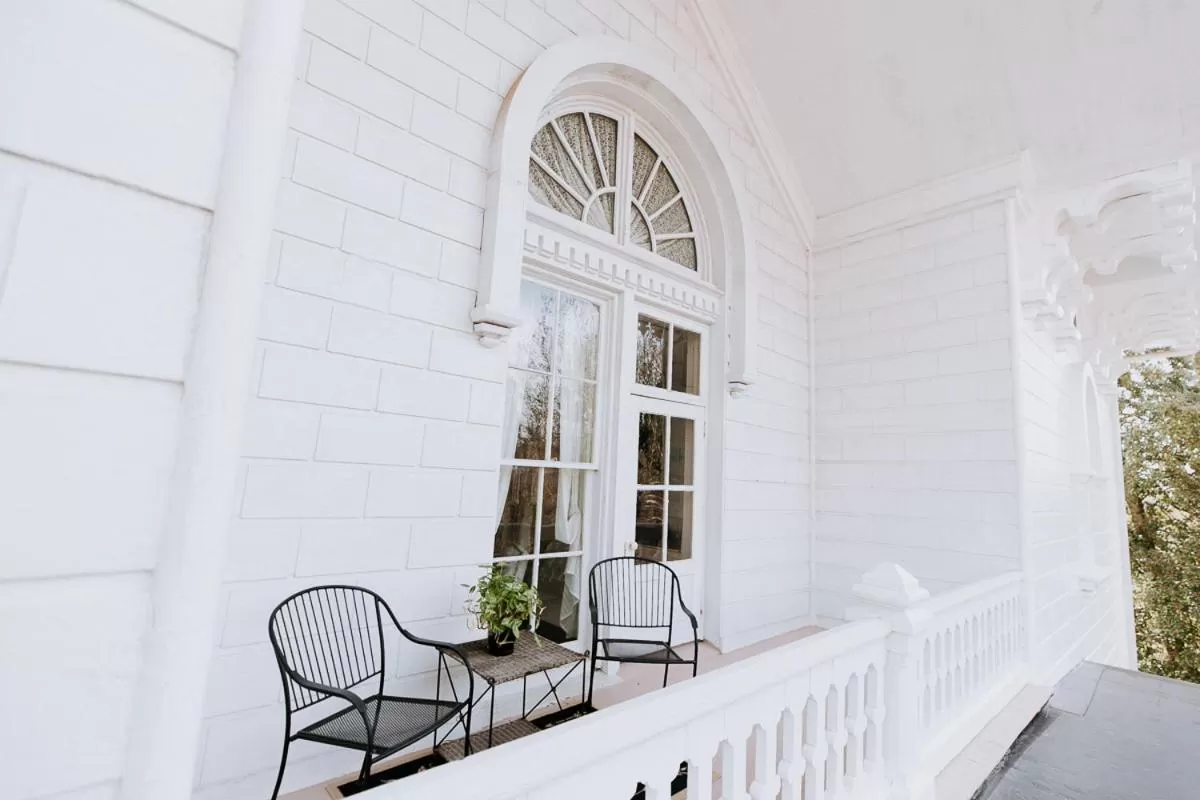Balcony/Terrace in Mayhurst Estate