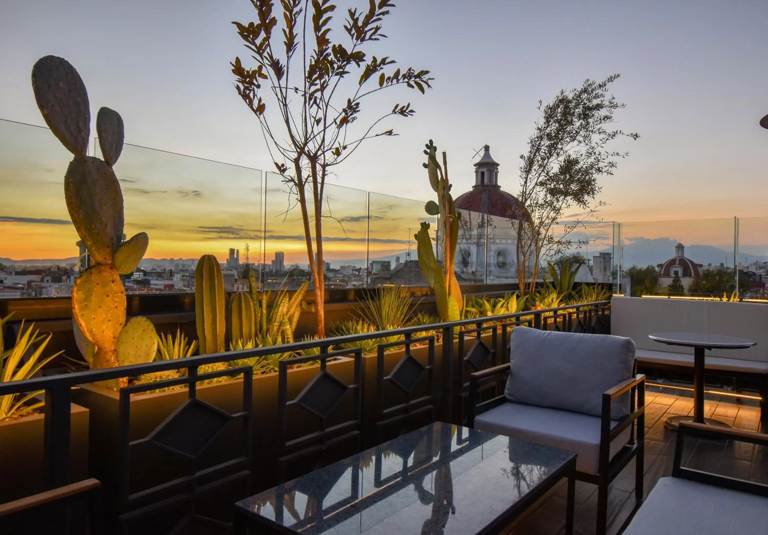 Balcony/Terrace, Sunrise/Sunset in Hotel Tamara