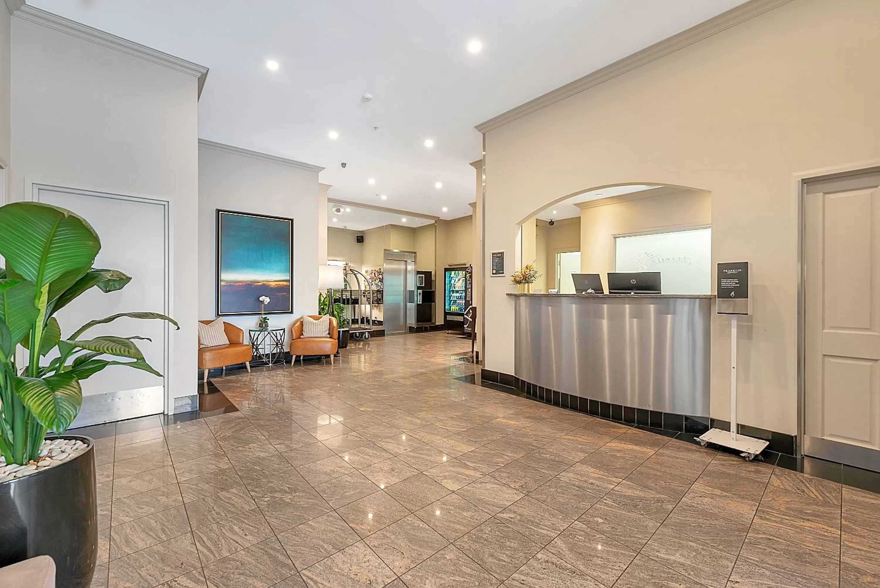 Lobby or reception in Franklin Apartments