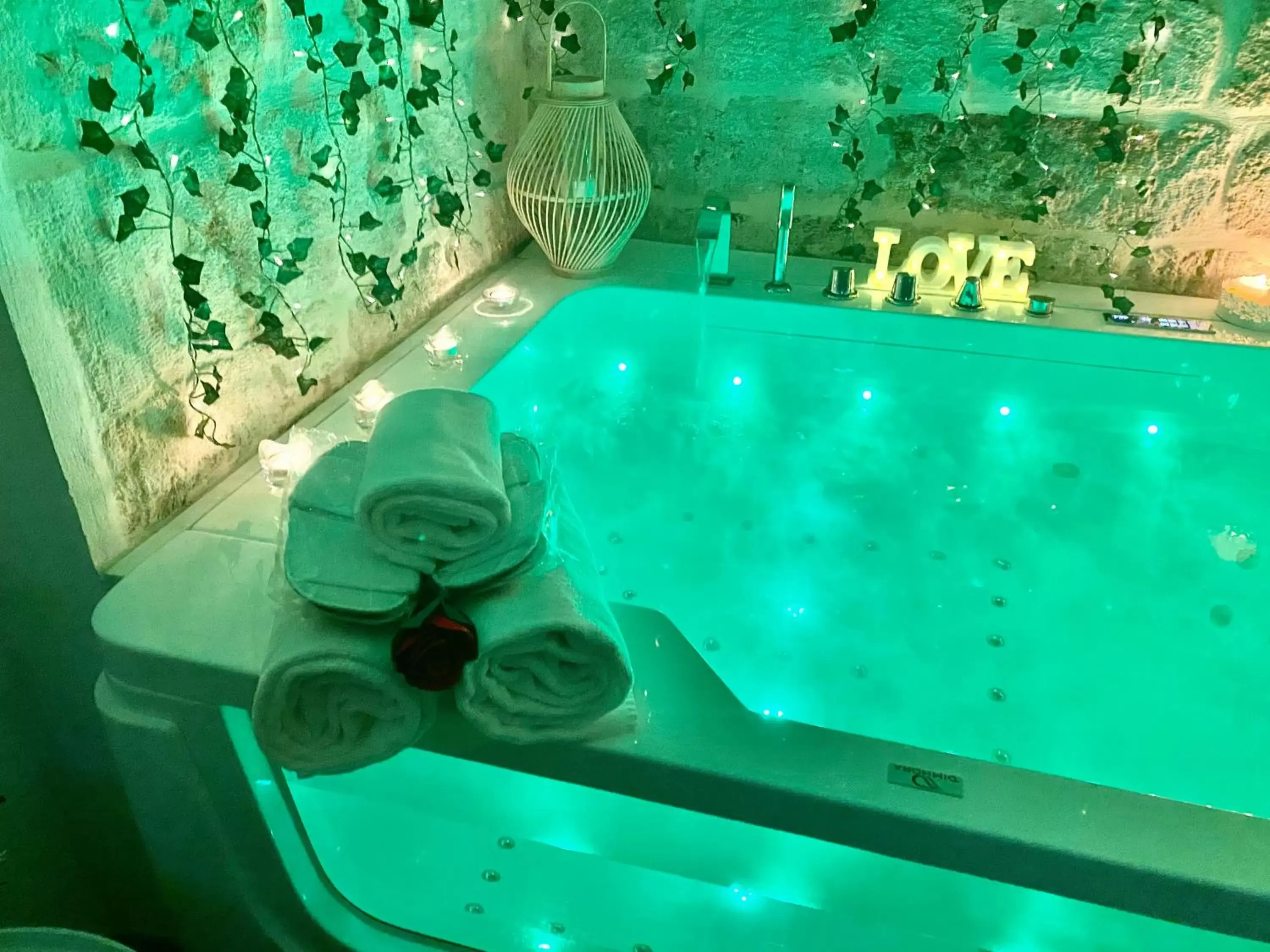 Swimming Pool in Stella Marina Luxury