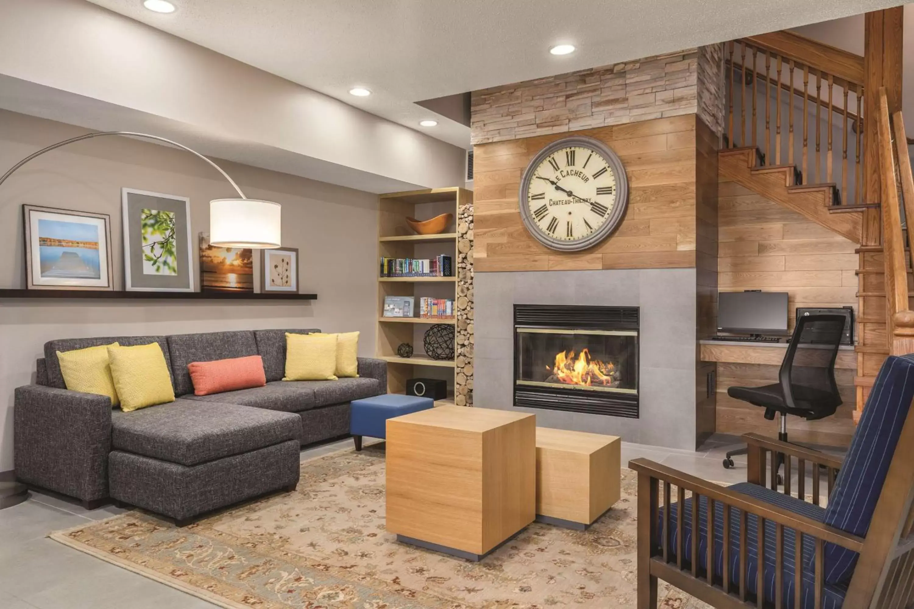 Lobby or reception, Seating Area in Country Inn & Suites by Radisson, Big Flats (Elmira), NY