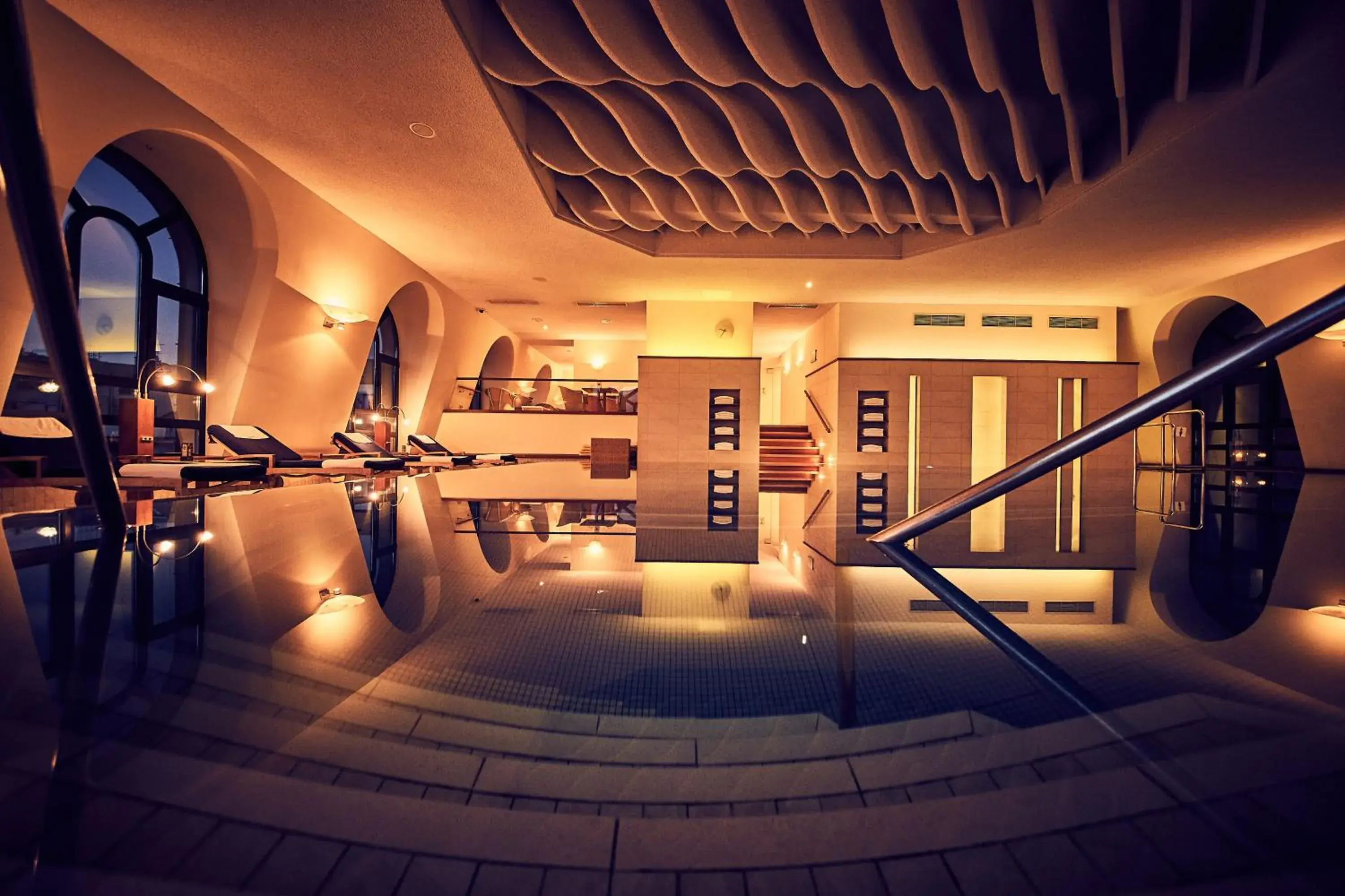 Spa and wellness centre/facilities, Swimming Pool in Hotel Nassauer Hof