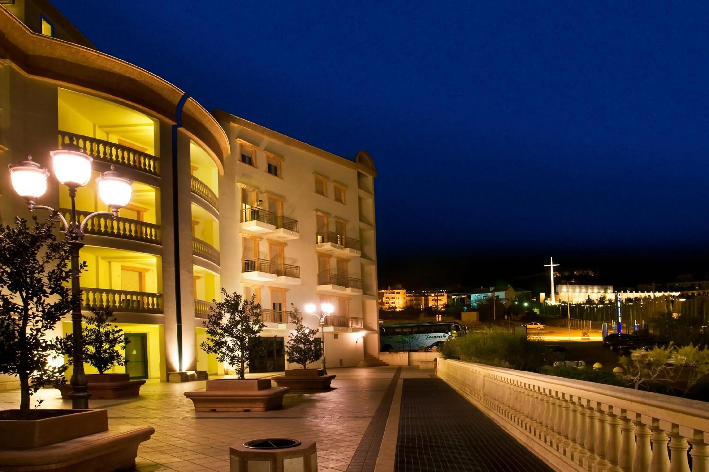 Facade/entrance, Property Building in Gran Paradiso Hotel Spa